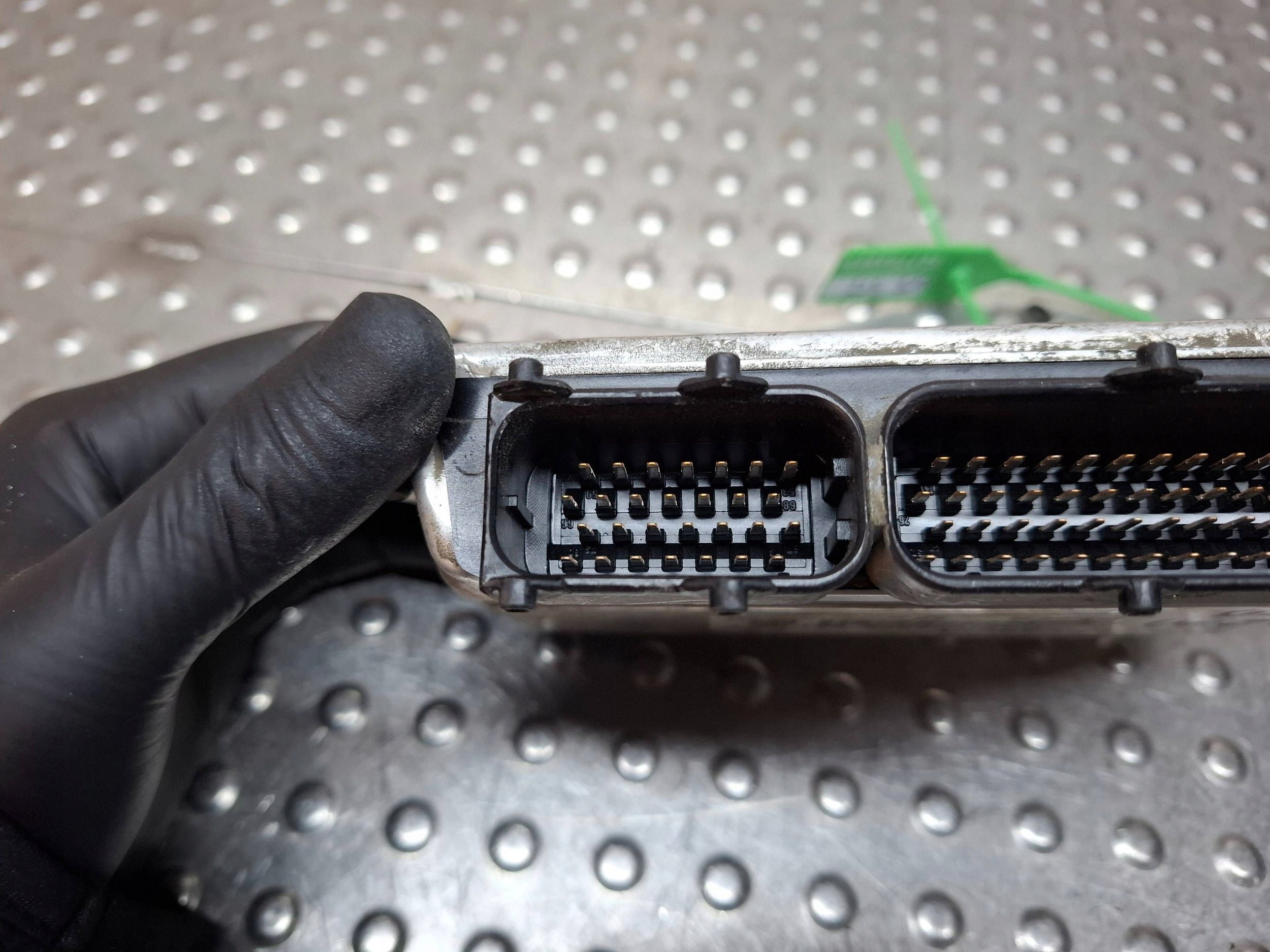 computer control unit of the engine A1321502379 0261S04778 SMART FORTWO II 1.0