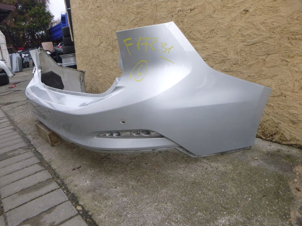 FORD FOCUS MK4 IV KOMBI 18- bumper rear