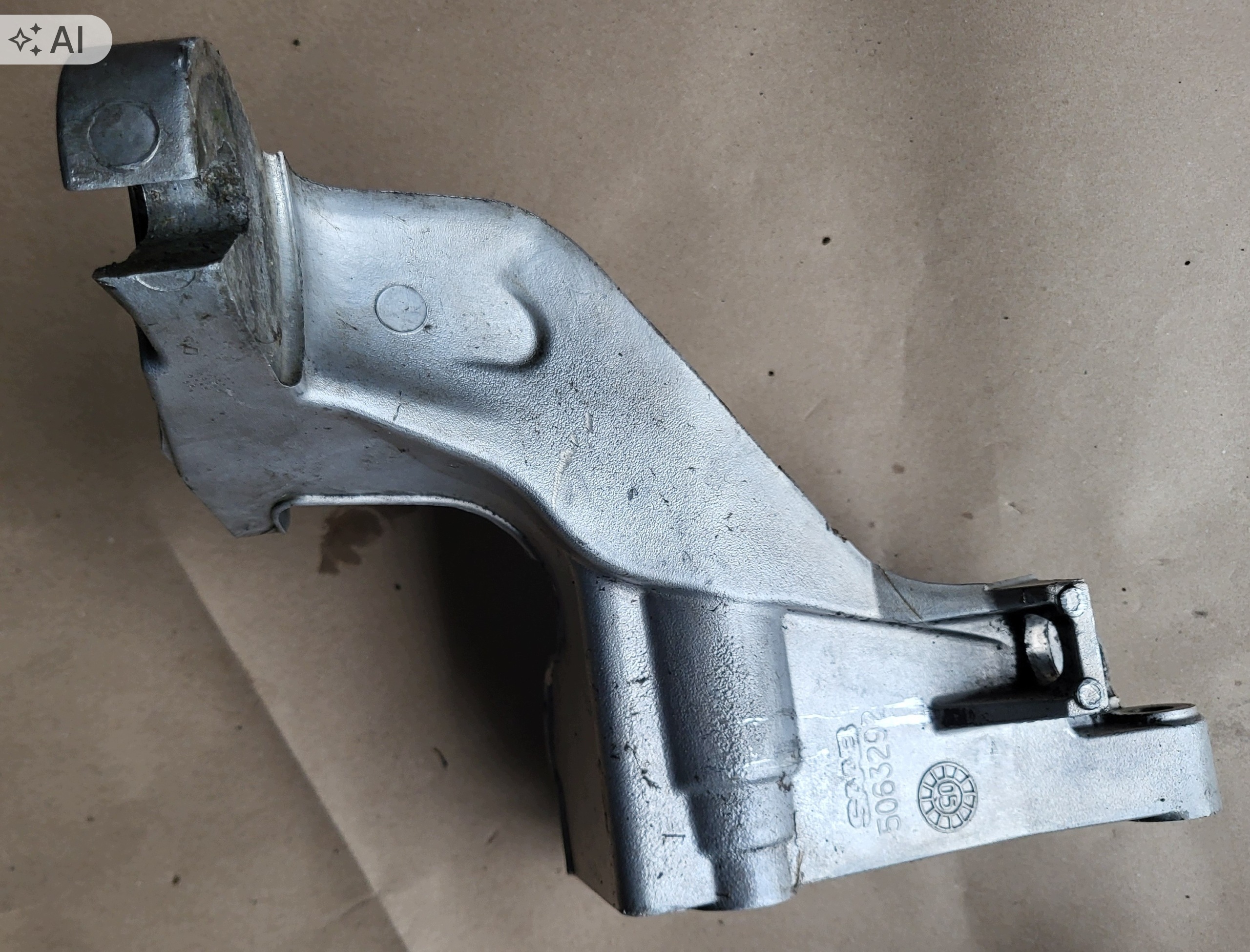 holder holder engine mount SAAB 9-5 5063292 OE