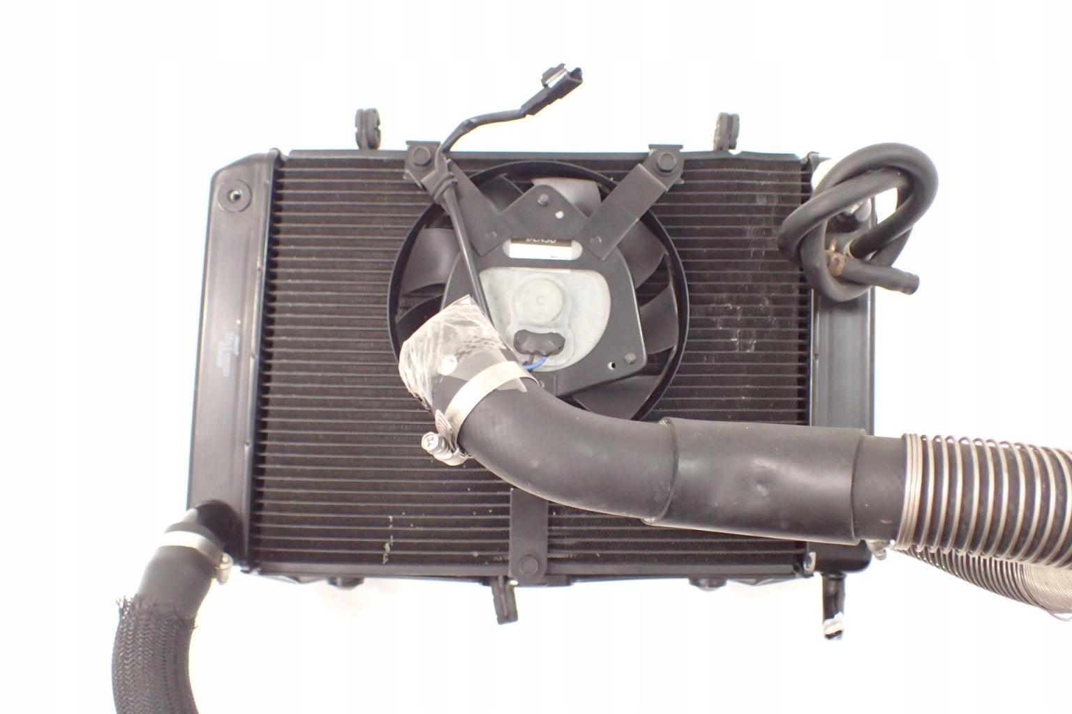 131523-1111 - Suzuki GSR 600 06-10 кулер вентилятор охлаждения