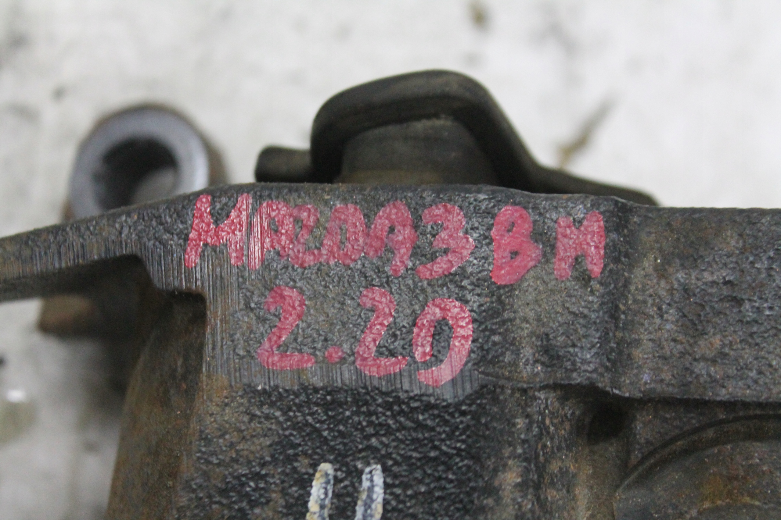 holder engine mount MAZDA 3 III BM 2.2 SKY-D 13-18