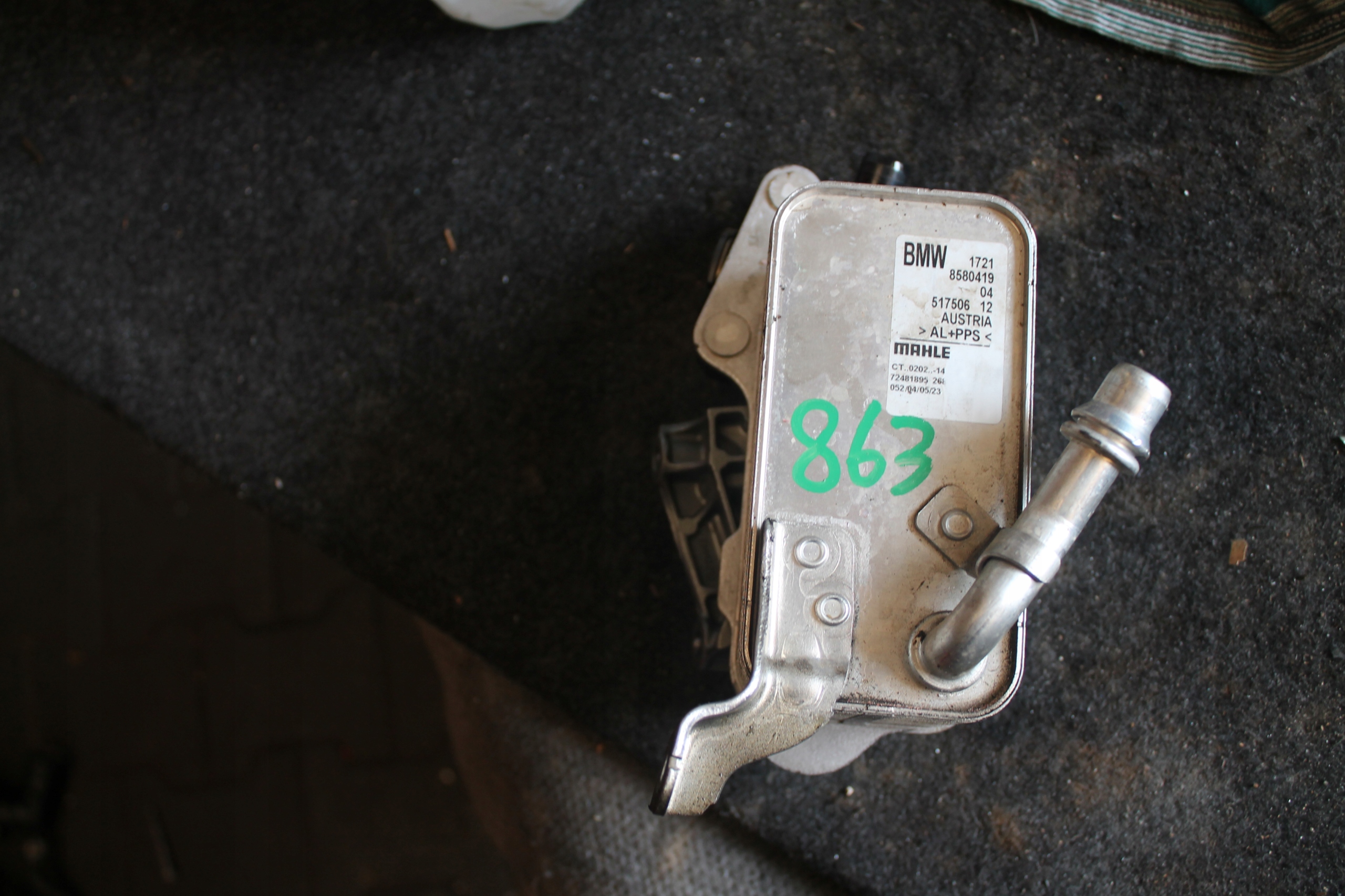 863. Motor Ölkühler Getriebe getriebe BMW 8580419