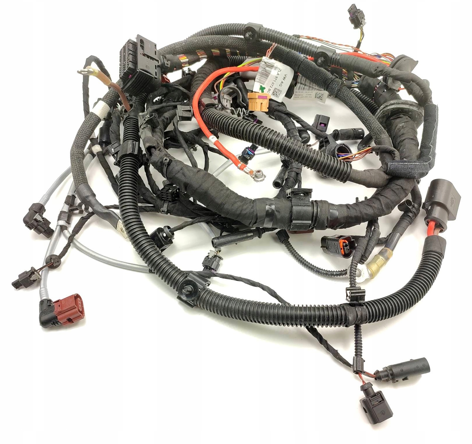 04L971610A - Новый жгут проводов двигателя VW T6.1 04L971610AG