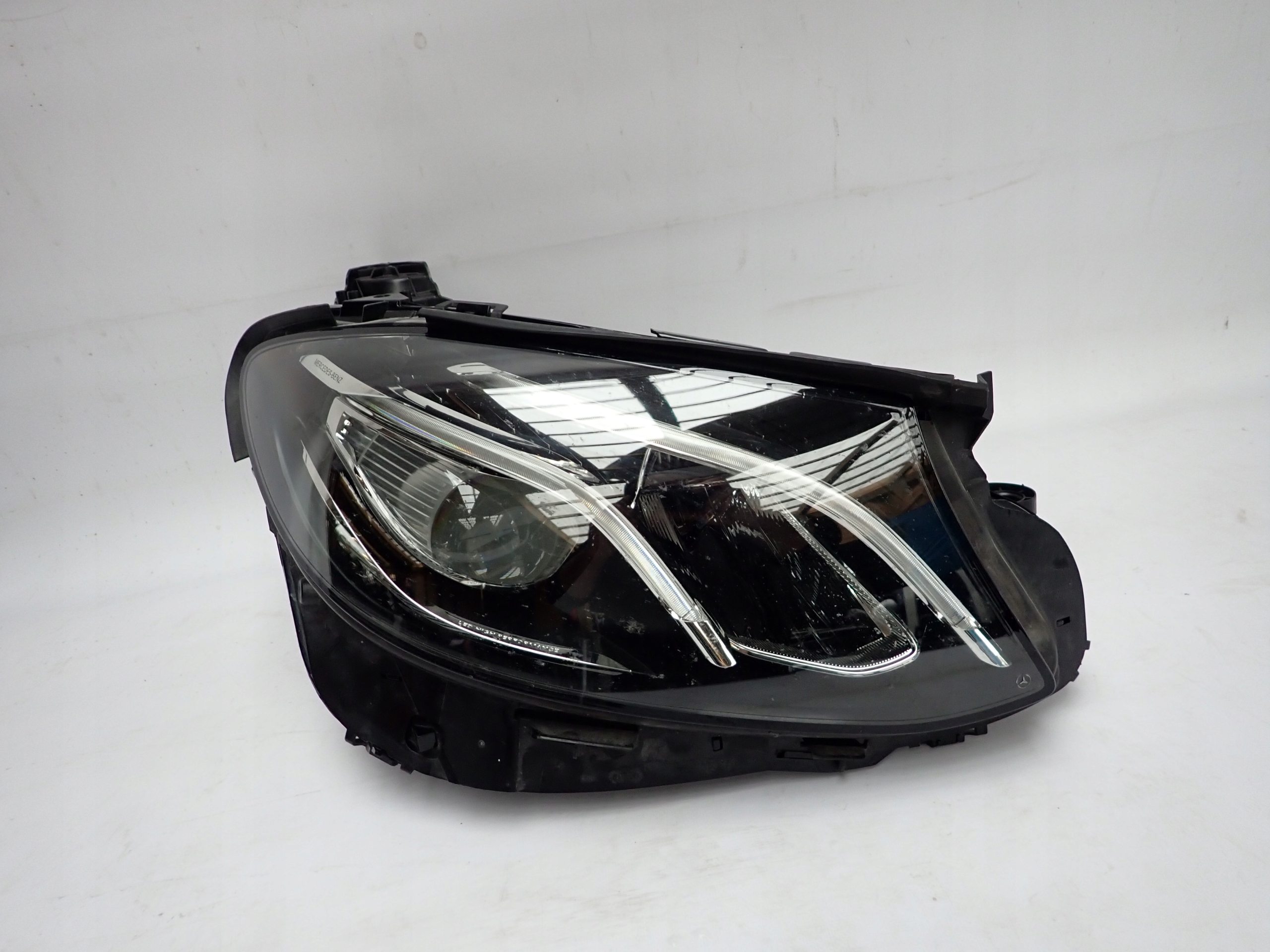 MERCEDES E KLASA W213 FULL LED right front front light A2139068808