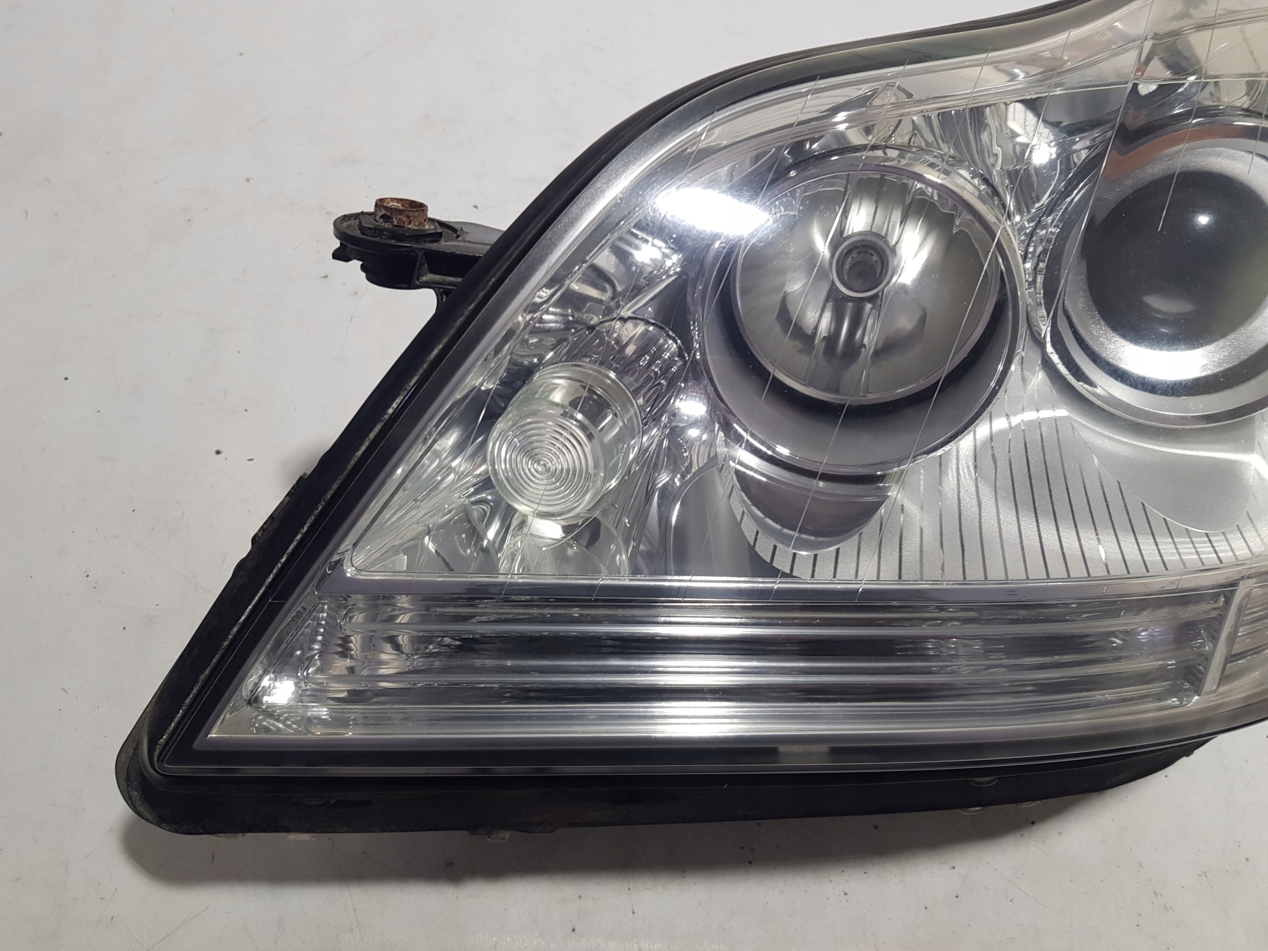 MERCEDES GL X164 light left front UK
