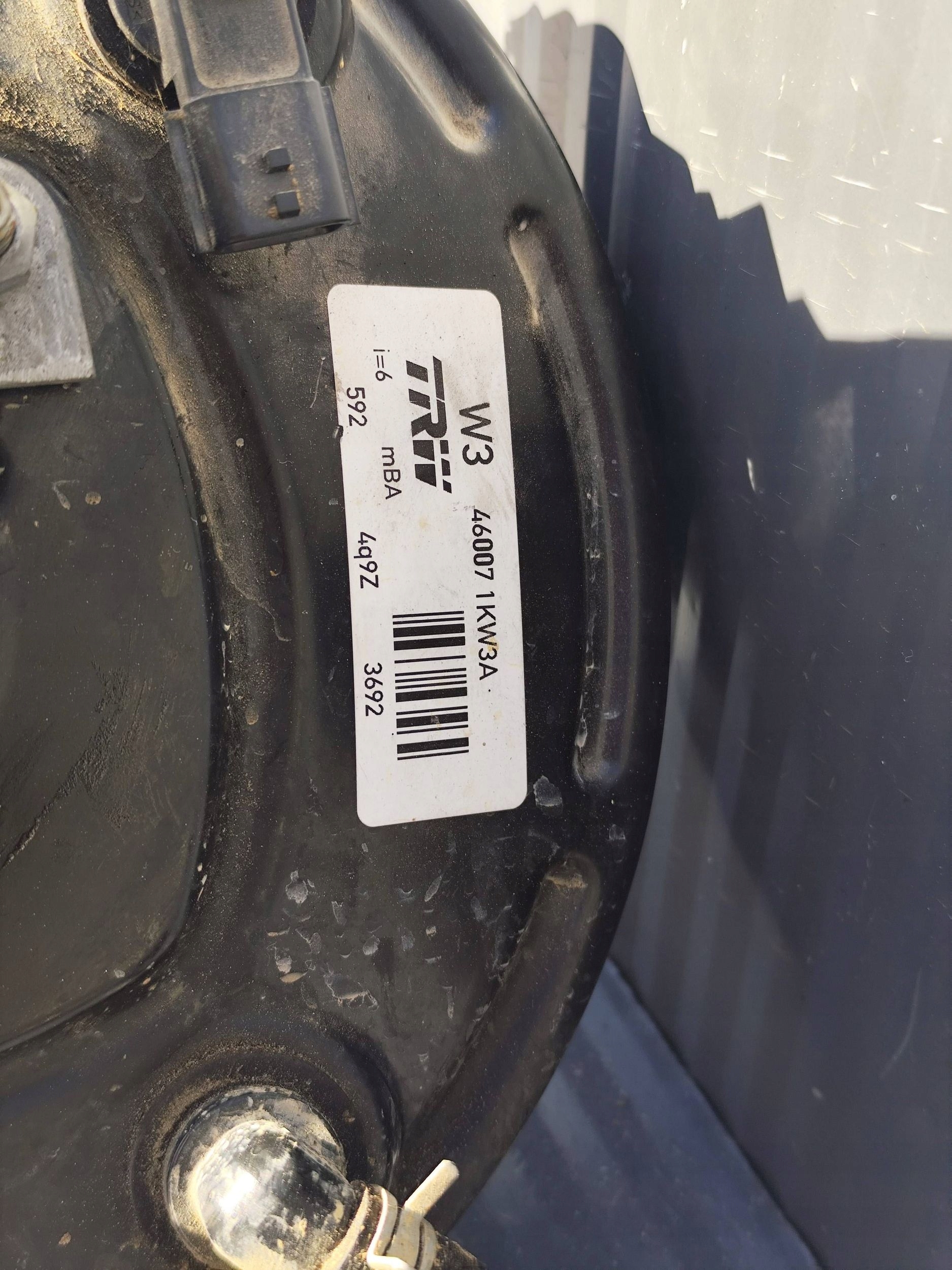NISSAN JUKE e F15 servo 460071KW3A