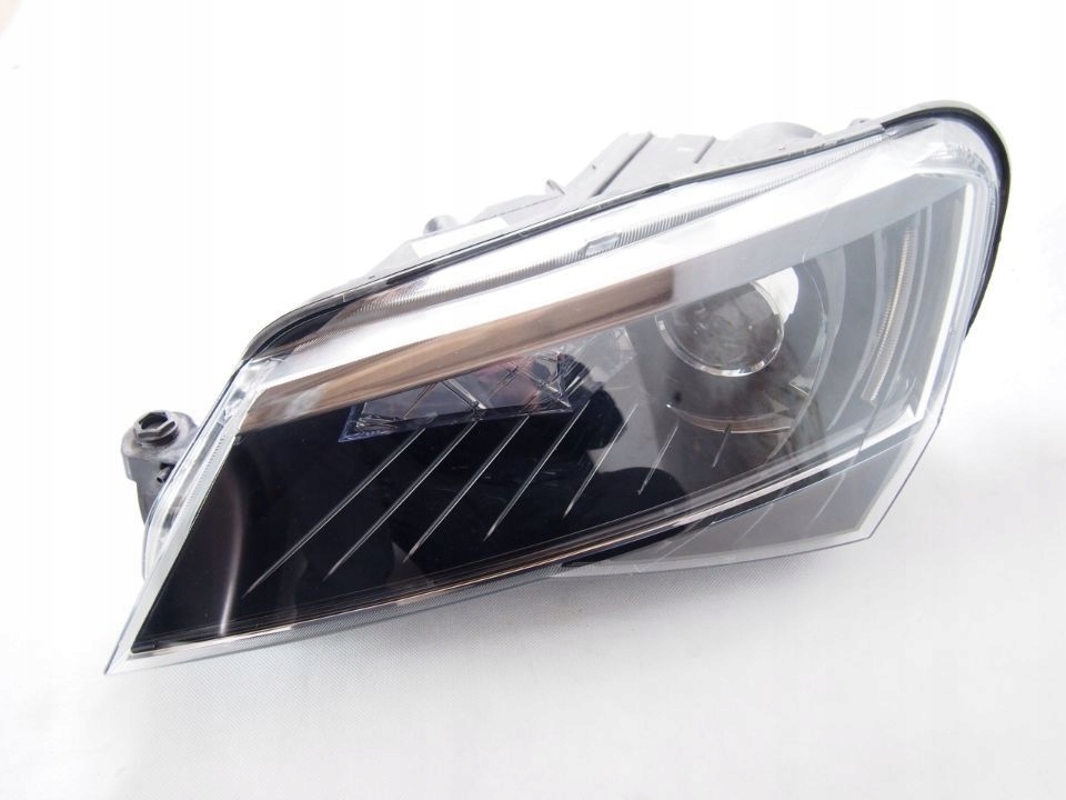 Skoda Superb 3 15r III Reflektor left light left 3V1941015B