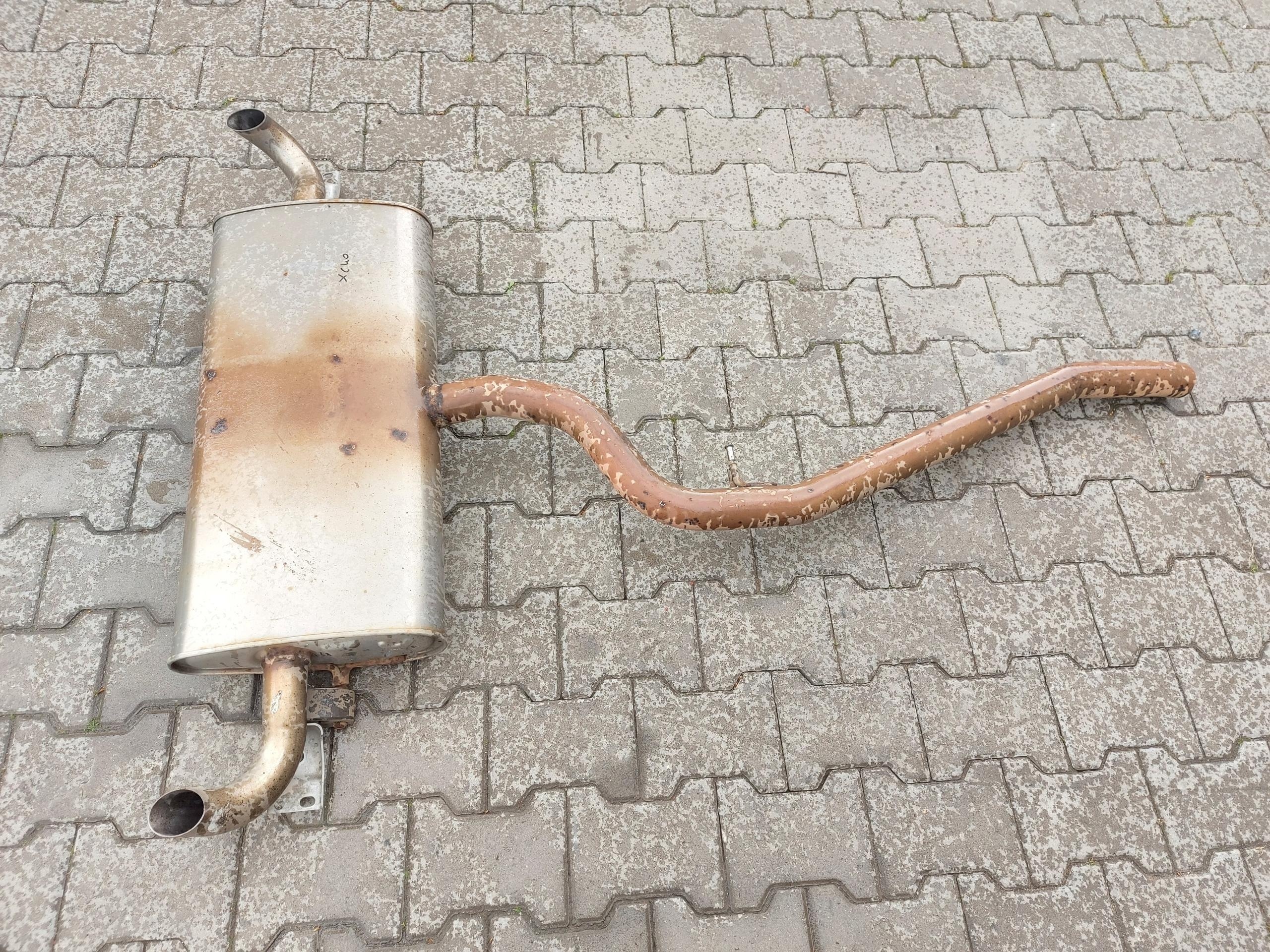VOLVO XC40 D3 Tlumik pipe exhaust