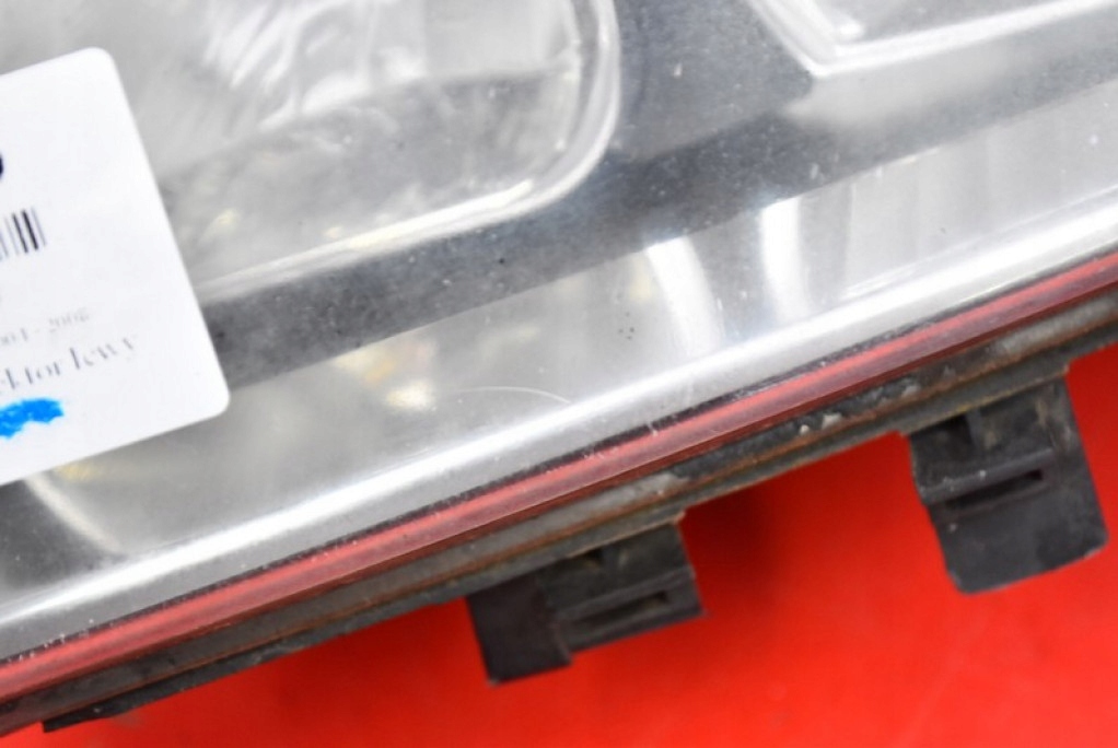 REFLEKTOR left light front EU 30698835 VOLVO V70 2 II LIFT 04-08