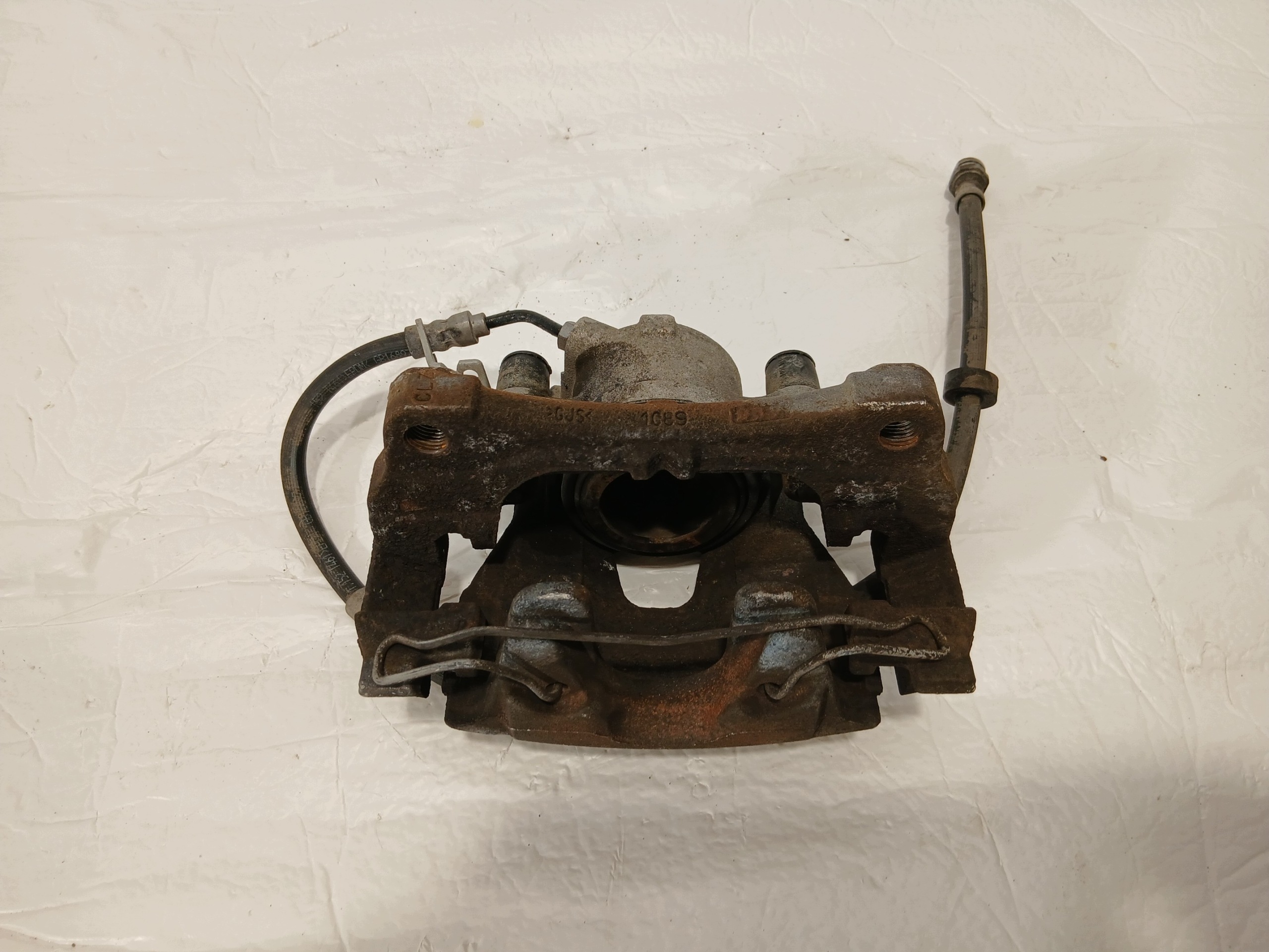 AUDI A4 B9 LIFT caliper brakes right front 8W06DH
