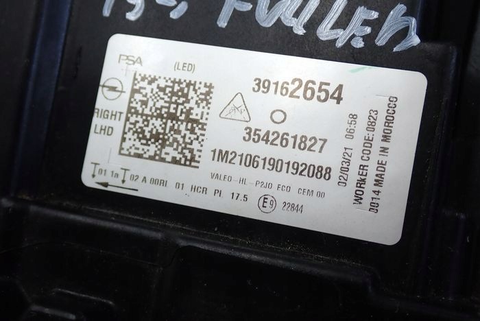 OPEL CORSA F FULL LED 19-23 reflektor right light right 39162654