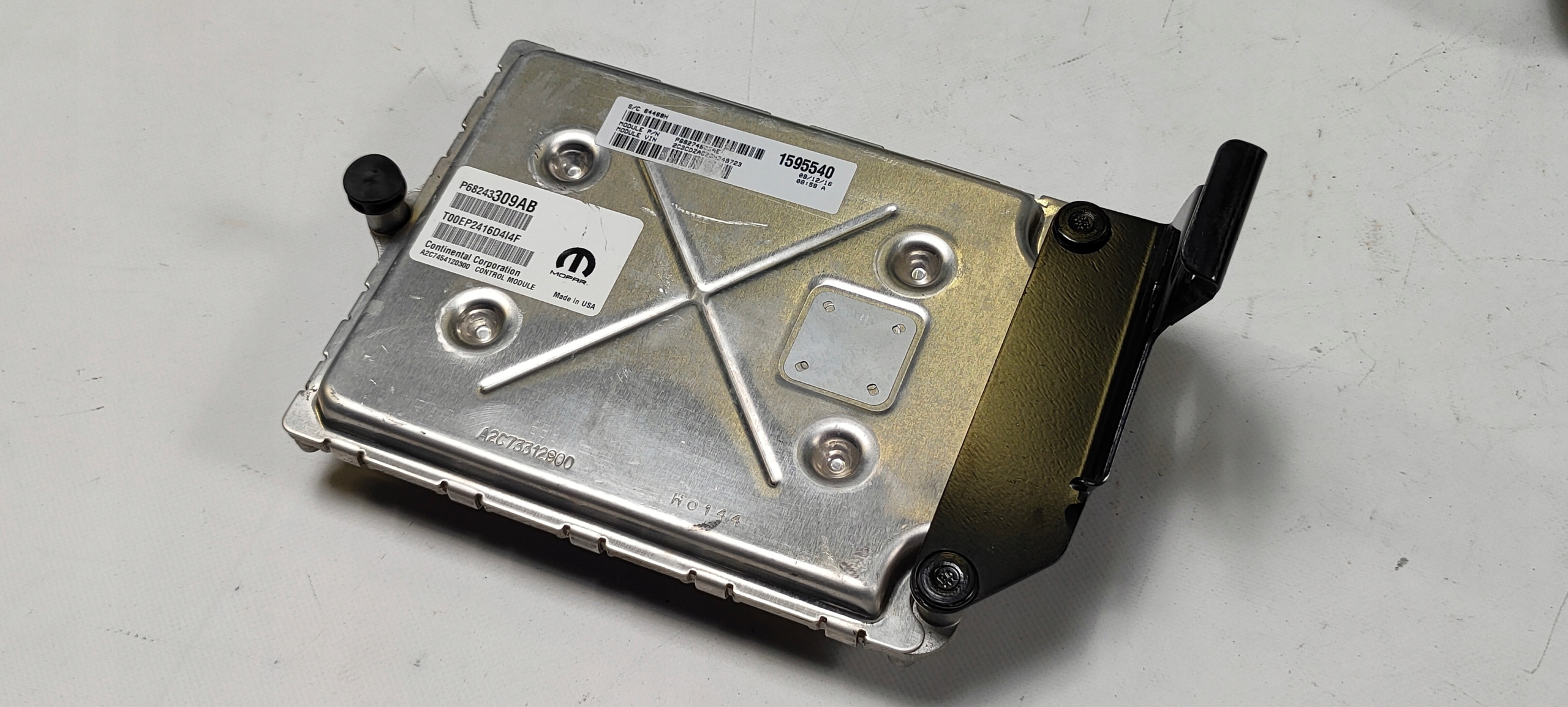 control unit computer of the engine ECU Dodge Charger Challenger 3.6 2015