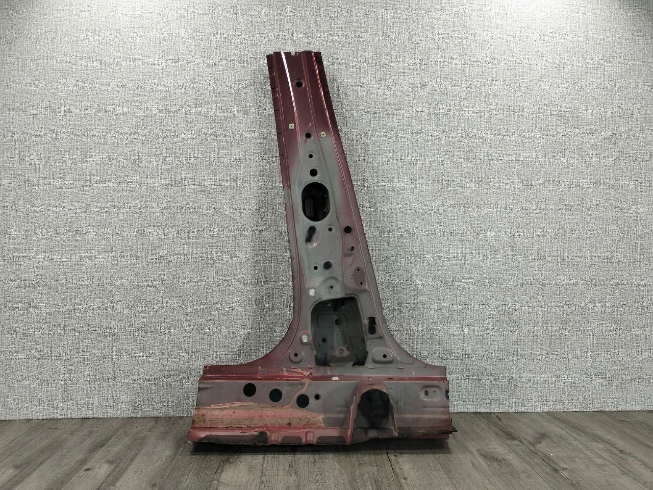 TOYOTA YARIS III 2011-> pillar central left