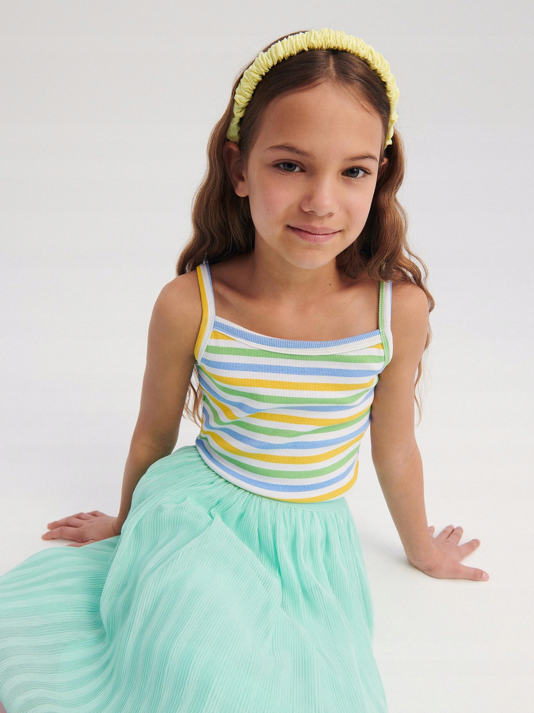 KOLOROWY TOP W PASKI NA RAMIĄCZKACH DZIEWCZĘCY RESERVED 152