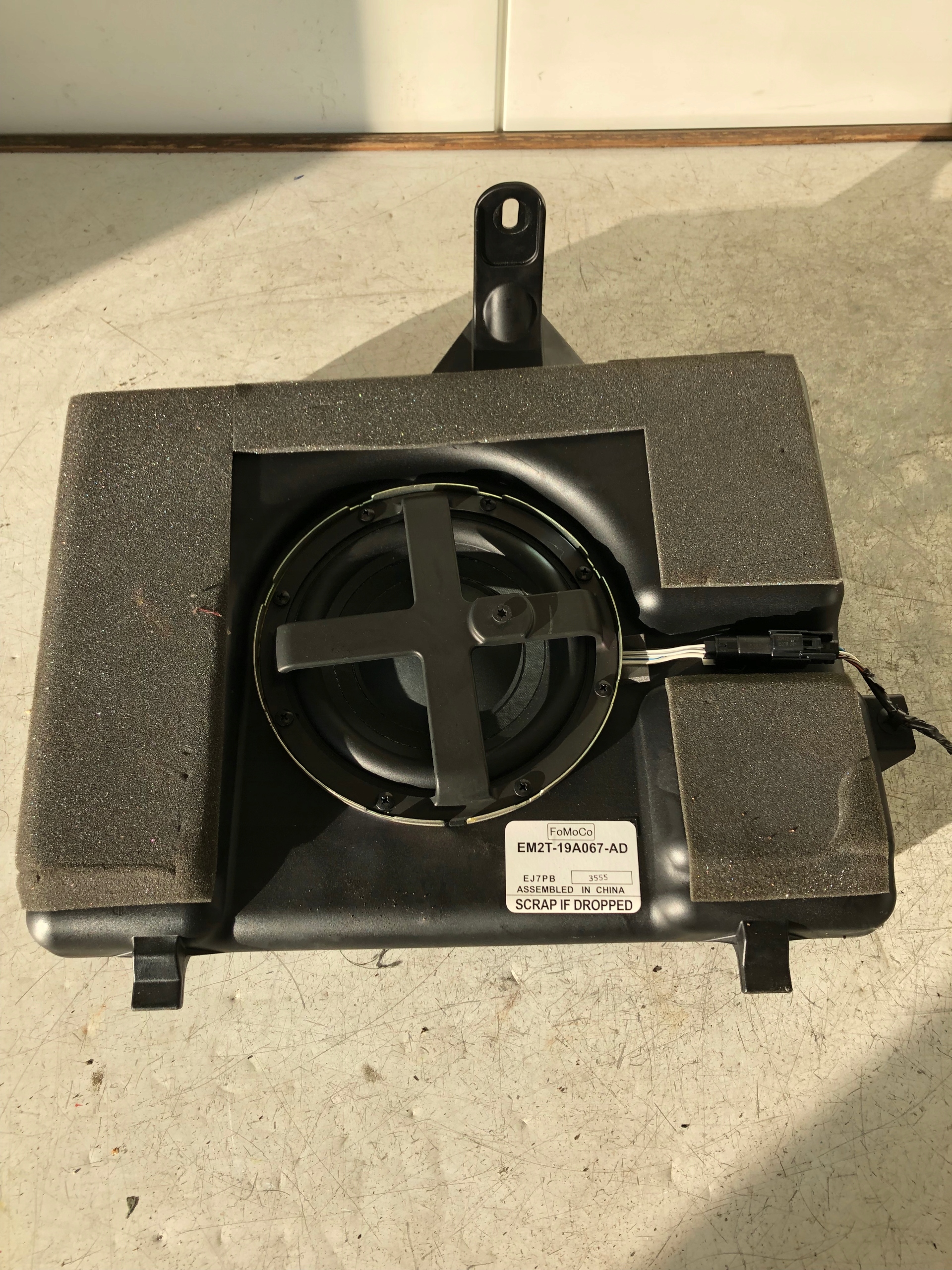speaker SUBWOOFER FORD S-MAX MK2 EM2T-19A067-AD