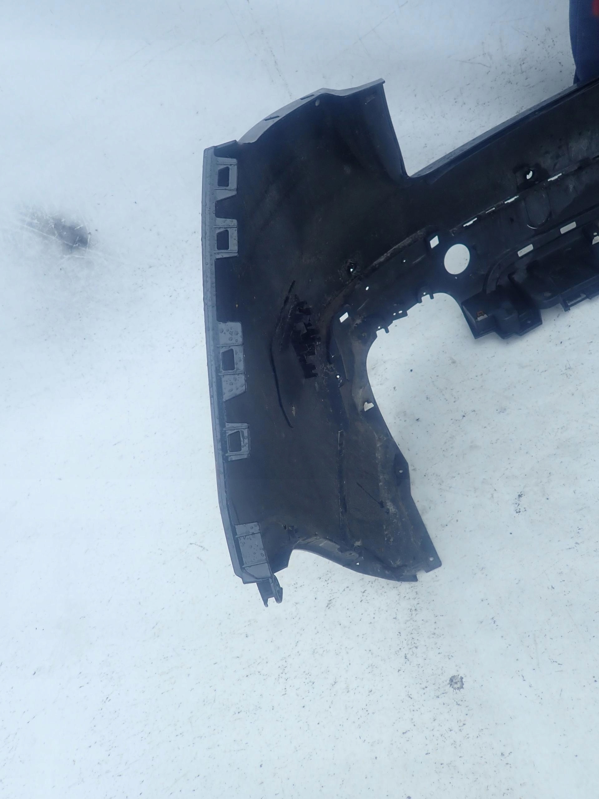 MASERATI LEVANTE 16-> bumper rear part rear PDC
