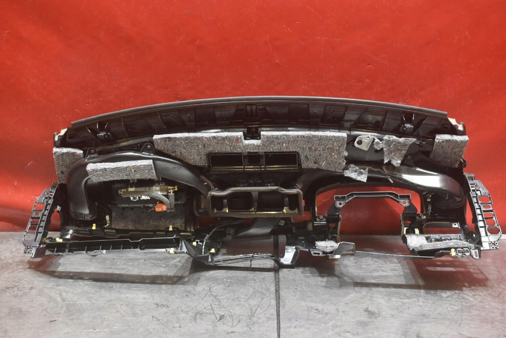 dashboard instrument panel console cockpit airbag EU VOLVO V60 1 and 10-13