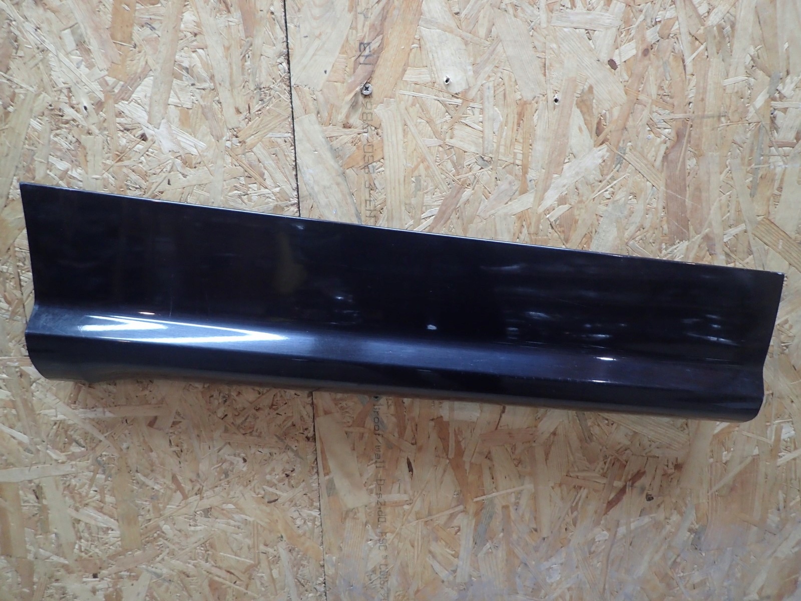 moulding for door right rear. AUDI Q5 II 80A S LINE