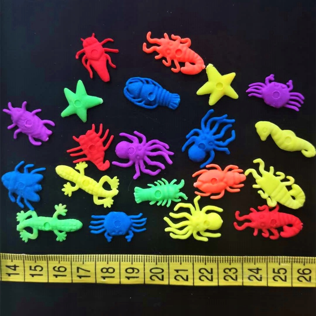 ZWIERZAKI ZWIERZĄTKA ROSNĄCE W WODZIE WYPEŁNIENIE DO PINIATA PINIATY 20szt Elementy zestawu piniata