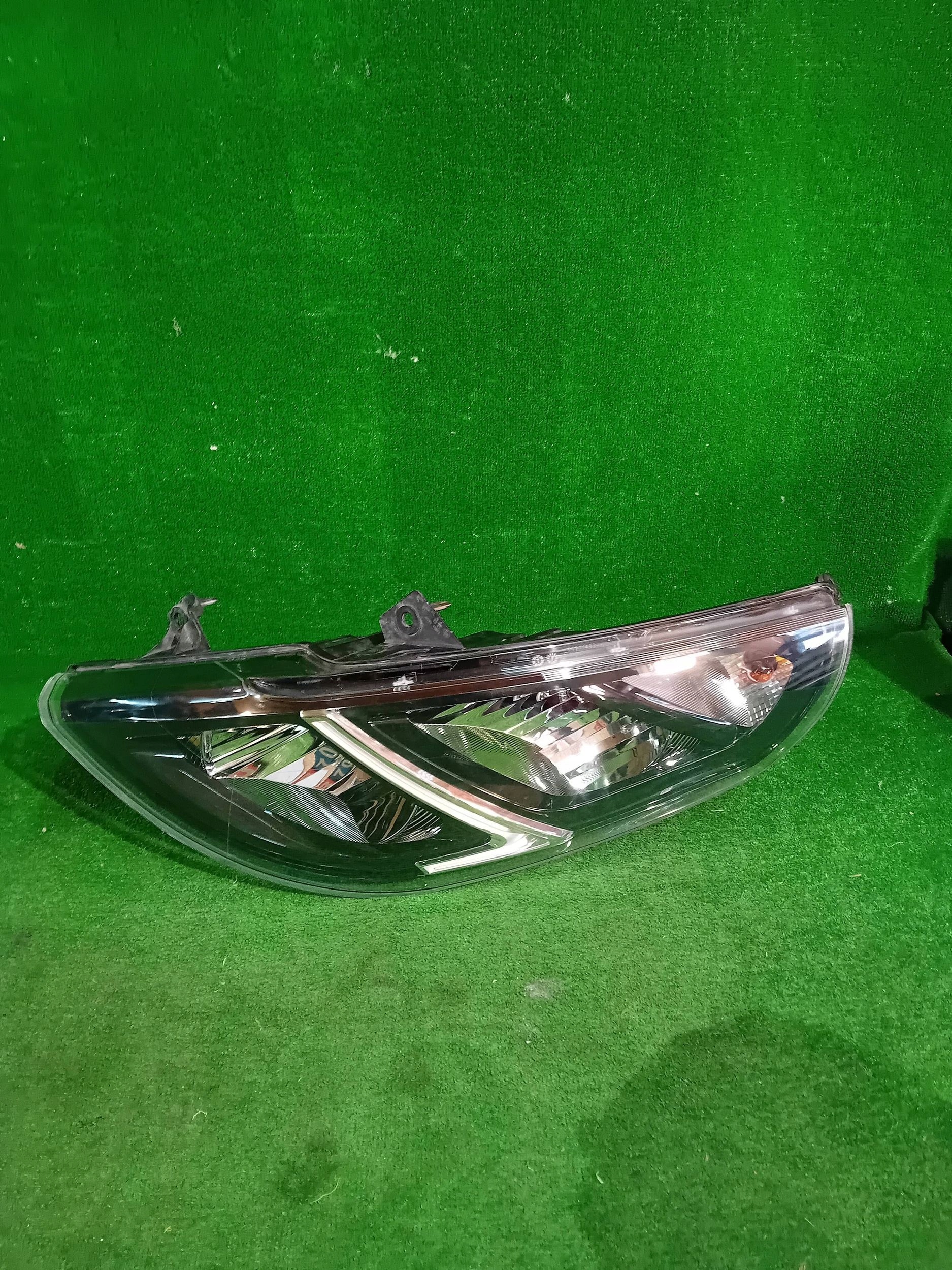 REFLEKTOR left front OPEL MOVANO B II LIFT 19- LED NR.786