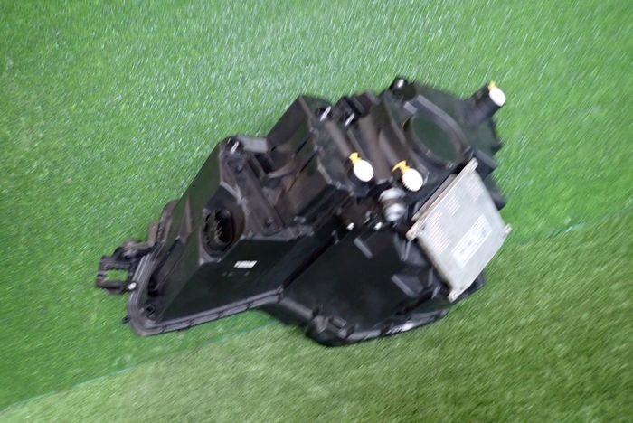 SKODA KAROQ FULL LED 16-21 reflektor right light right