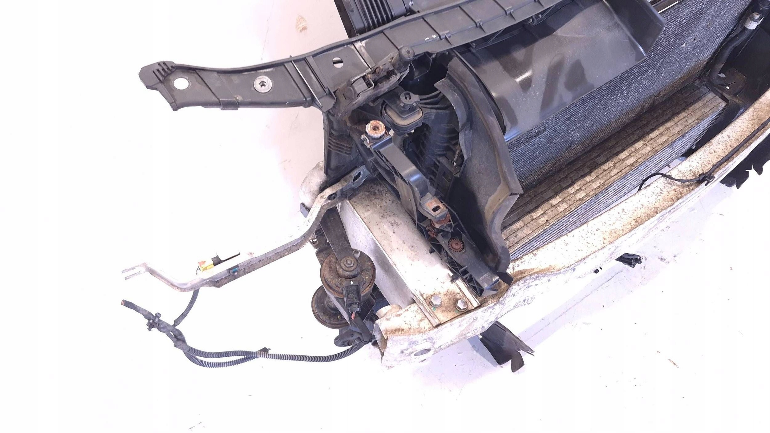 support panel for radiators pillar iron AUDI A7 4G8 11- 3.0 TDI radiator KPL