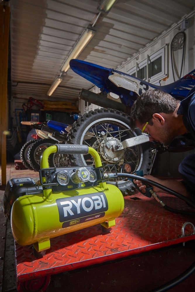 Ryobi kompresor akumulatorowy 18V R18AC-0 5Ah 18V Typ kompresor bezolejowy