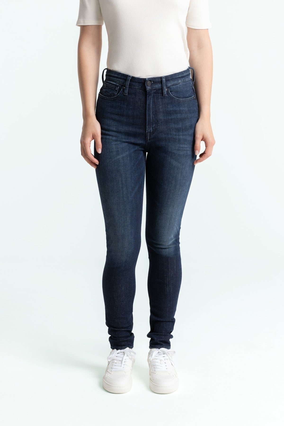 Kings Of Indigo Tmavě Modré Džíny Úzké Nohavice S Oděrkami 25/30 6FA