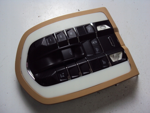 лампочка Обшивка потолка PORSCHE PANAMERA 970 2013 r