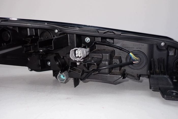 NISSAN X-TRAIL T33 INELLIGENT MOBILITY reflektor gauche feu gauche led drl
