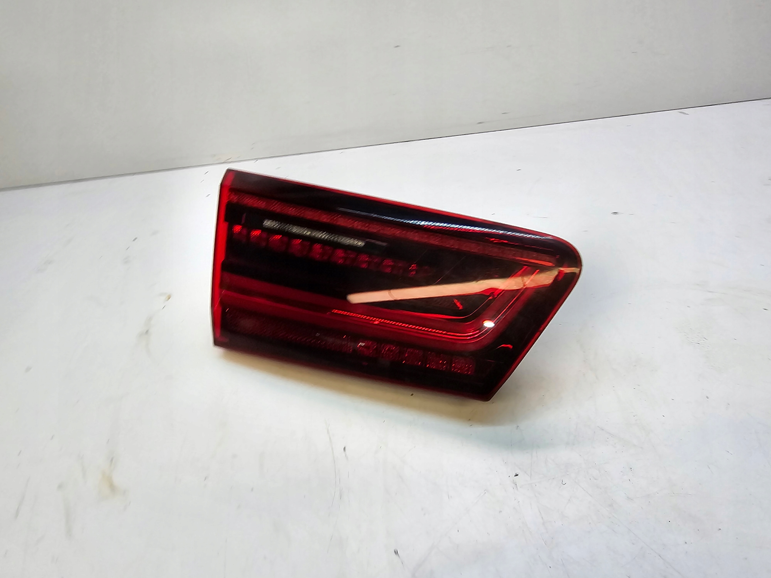 light left rear part to the bonnet AUDI A6 C7 LIFT 4G9945093F MATRIX