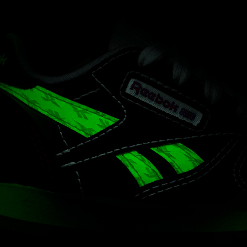 BUTY REEBOK DZIECIĘCE CLASSIC LEATHER R. 22,5 Materiał skóra ekologiczna