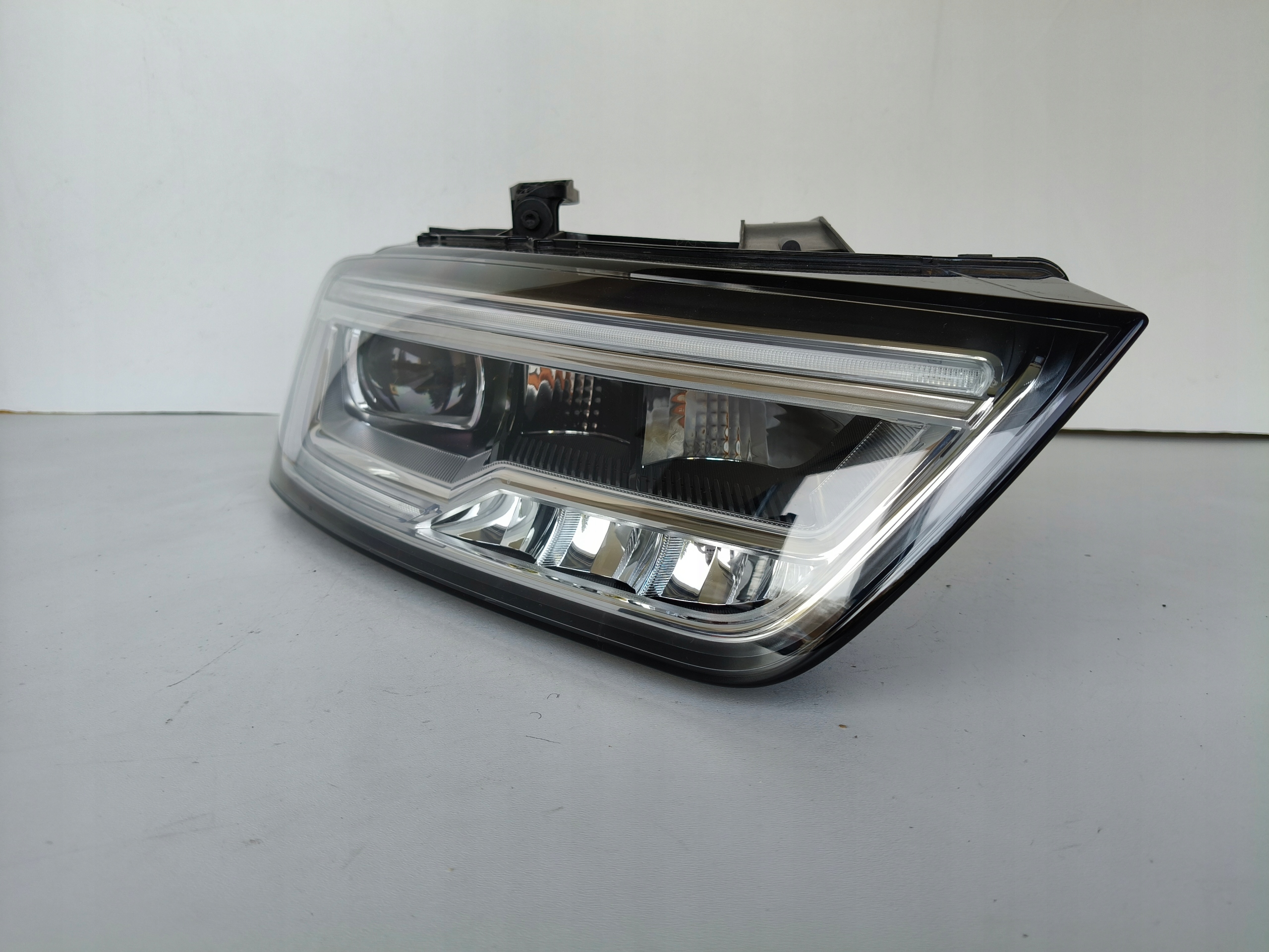 light right REFLEKTOR AUDI Q3 8U 8U0 14- LIFT FULL LED