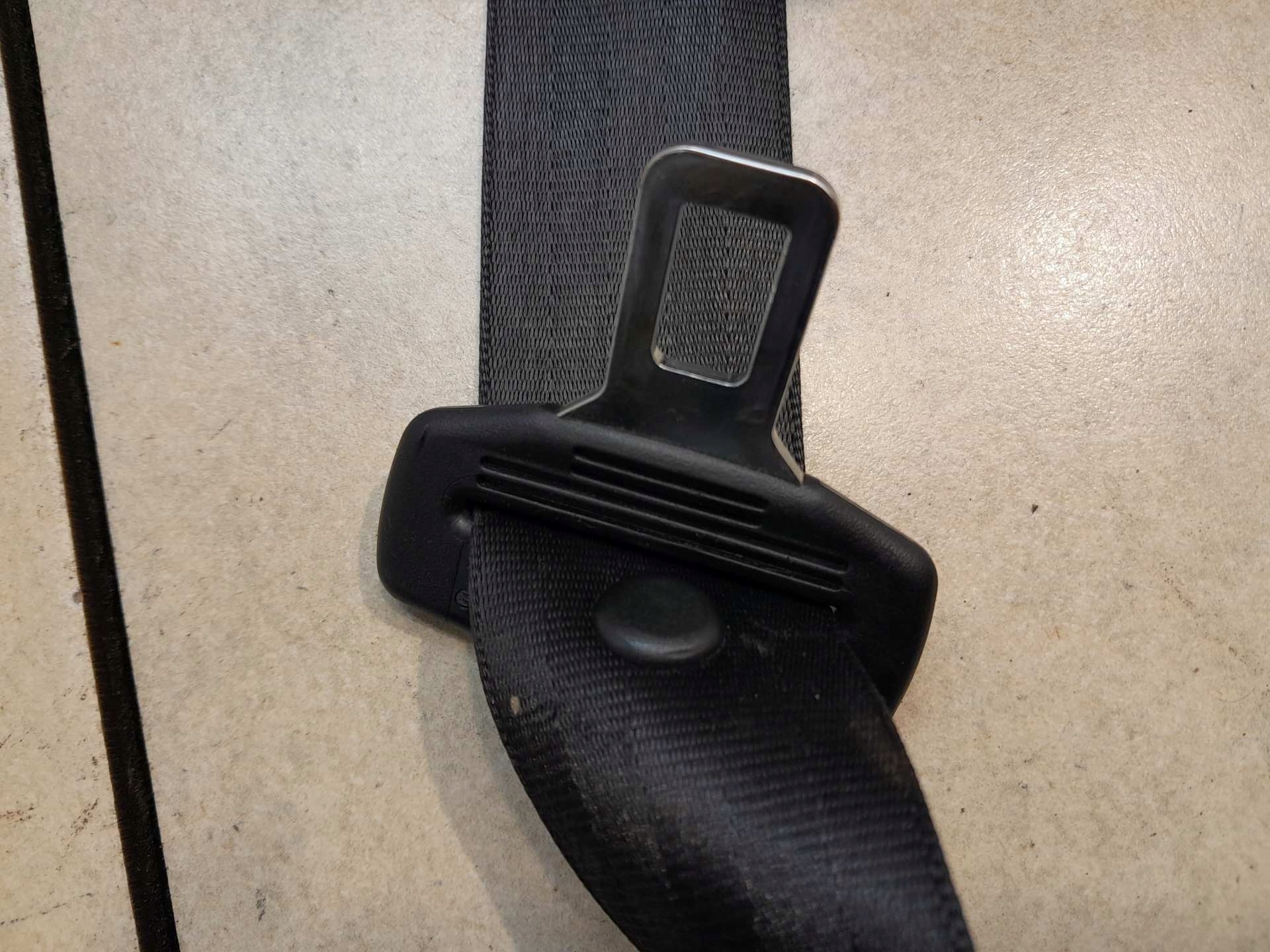 tension belt safety right front OCTAVIA and 1J4857702C