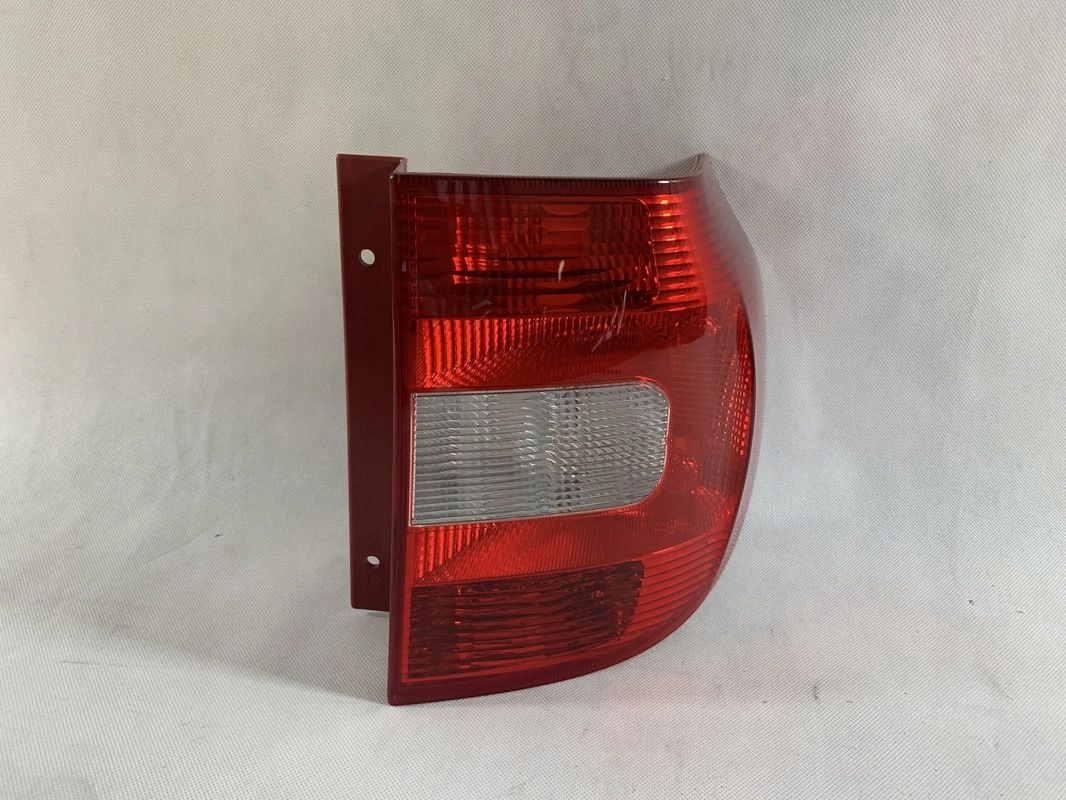 Skoda Yeti 10-12r light right rear part rear 5L0945096