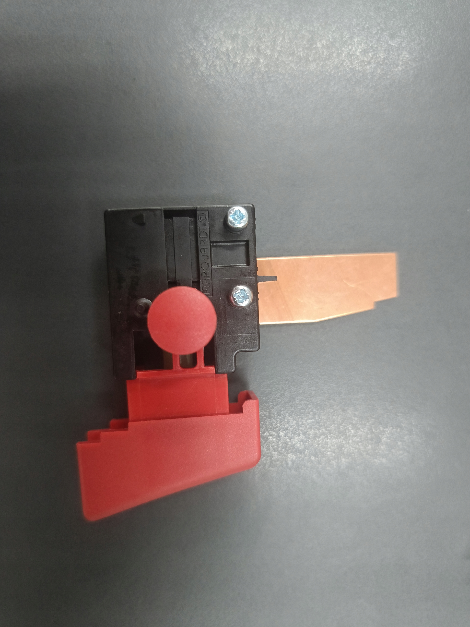 Przełącznik Oryginalna część zamienna Bosch-Dremel Kod producenta 1 617 000 6D4