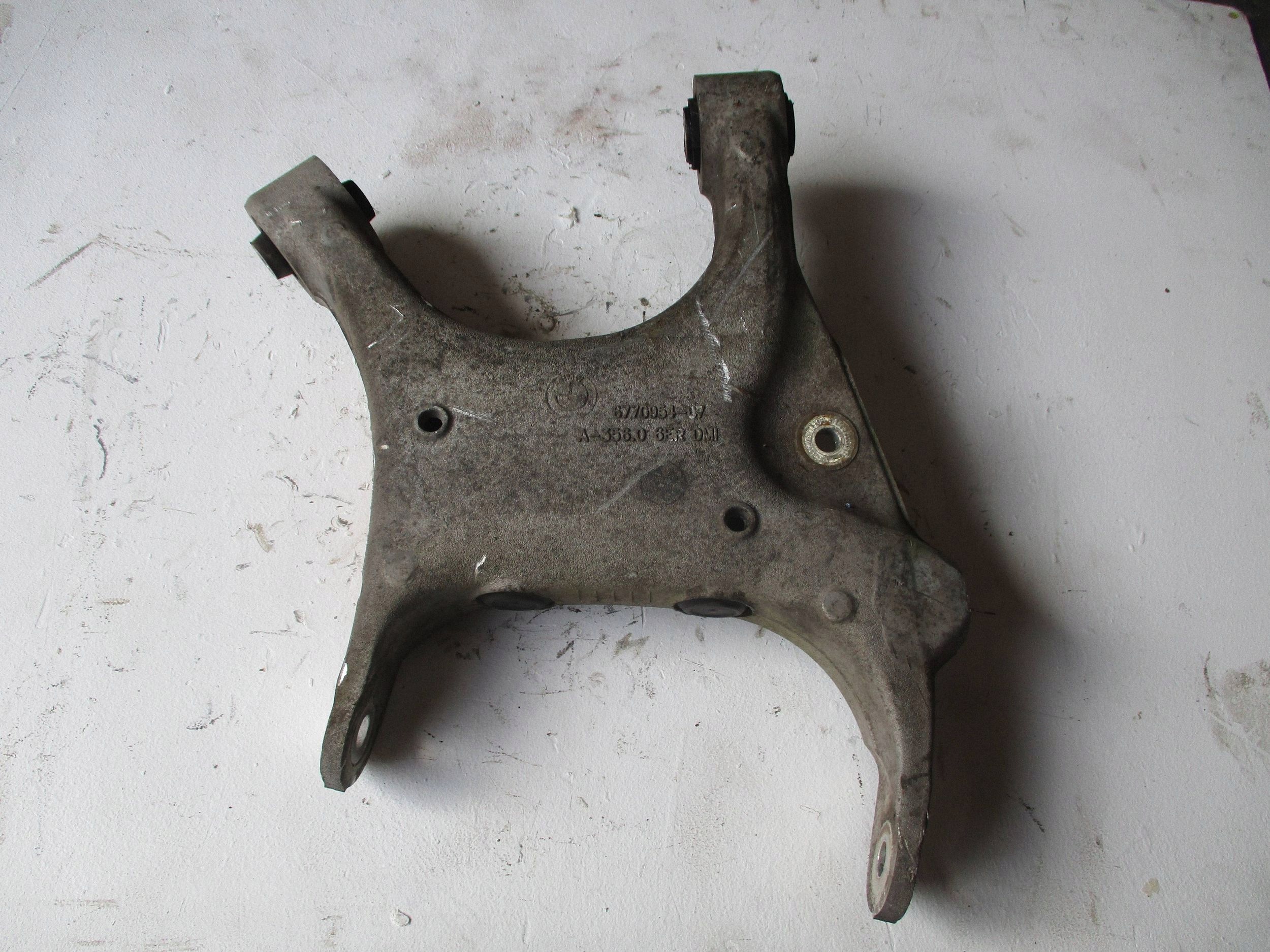 arm rear upper BMW X6 F16 6770954