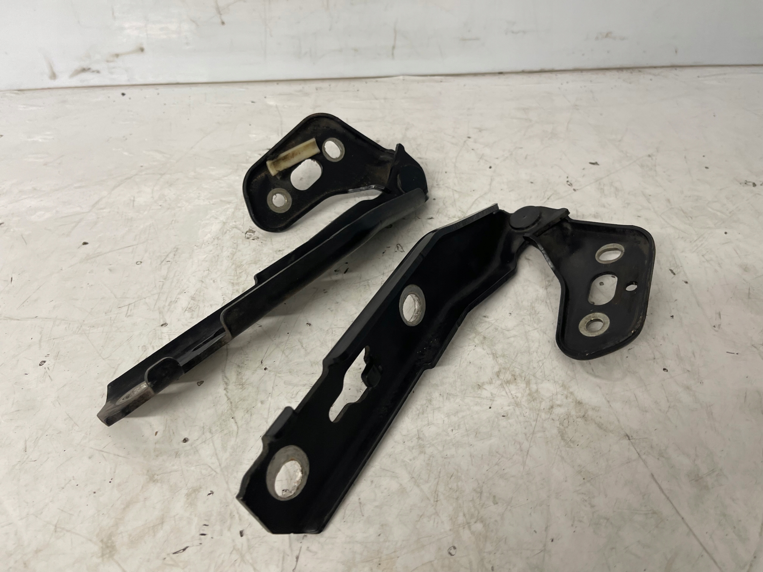 Cerniere cofano AUDI A6 C6 4F0823301 4F0823302 PARA LZ9Y