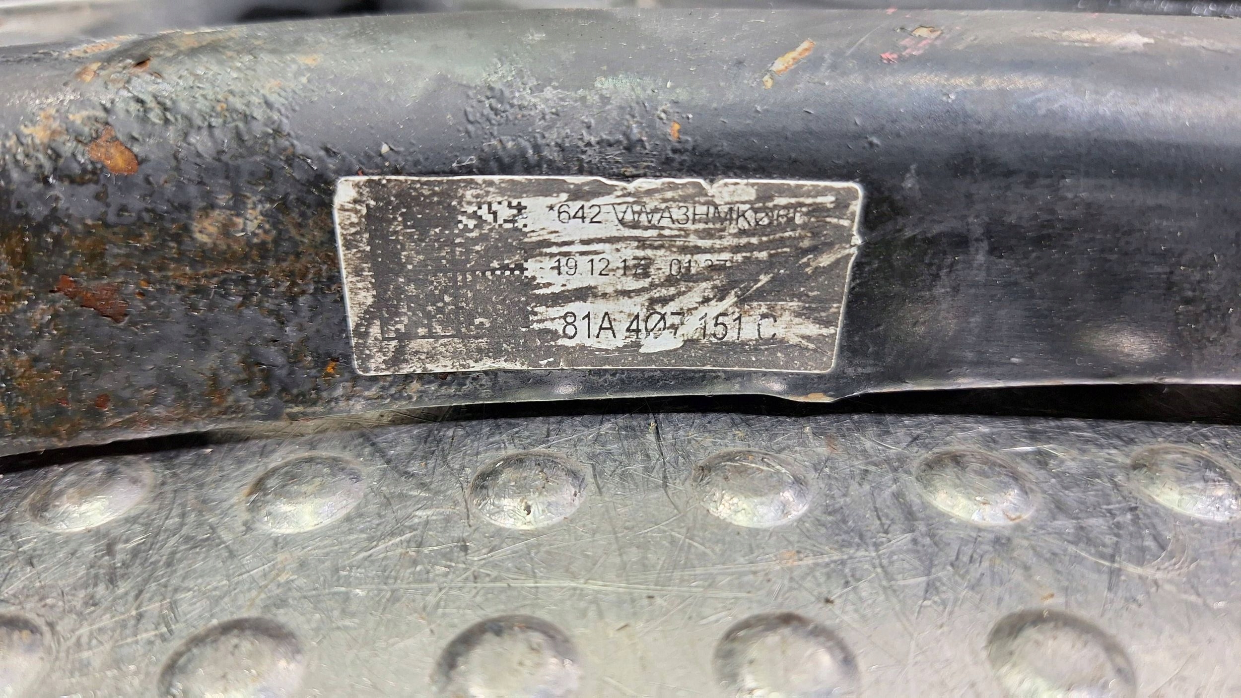 Querlenker links vorne 81A407151C AUDI Q2 81A 2016