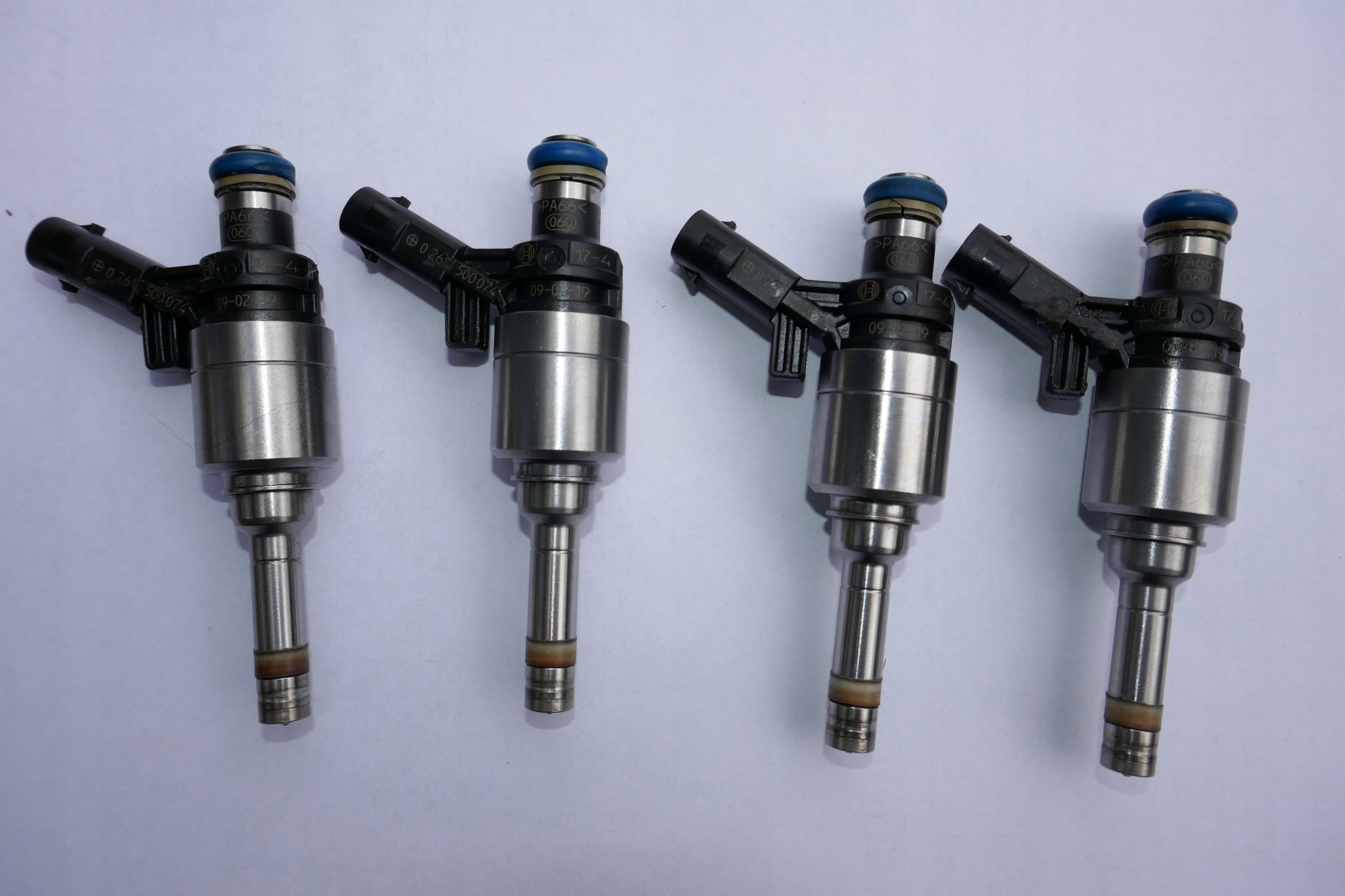 VW SEAT SKODA 1.8 TSI TFSI WTRYSKIWACZ 06H906036H