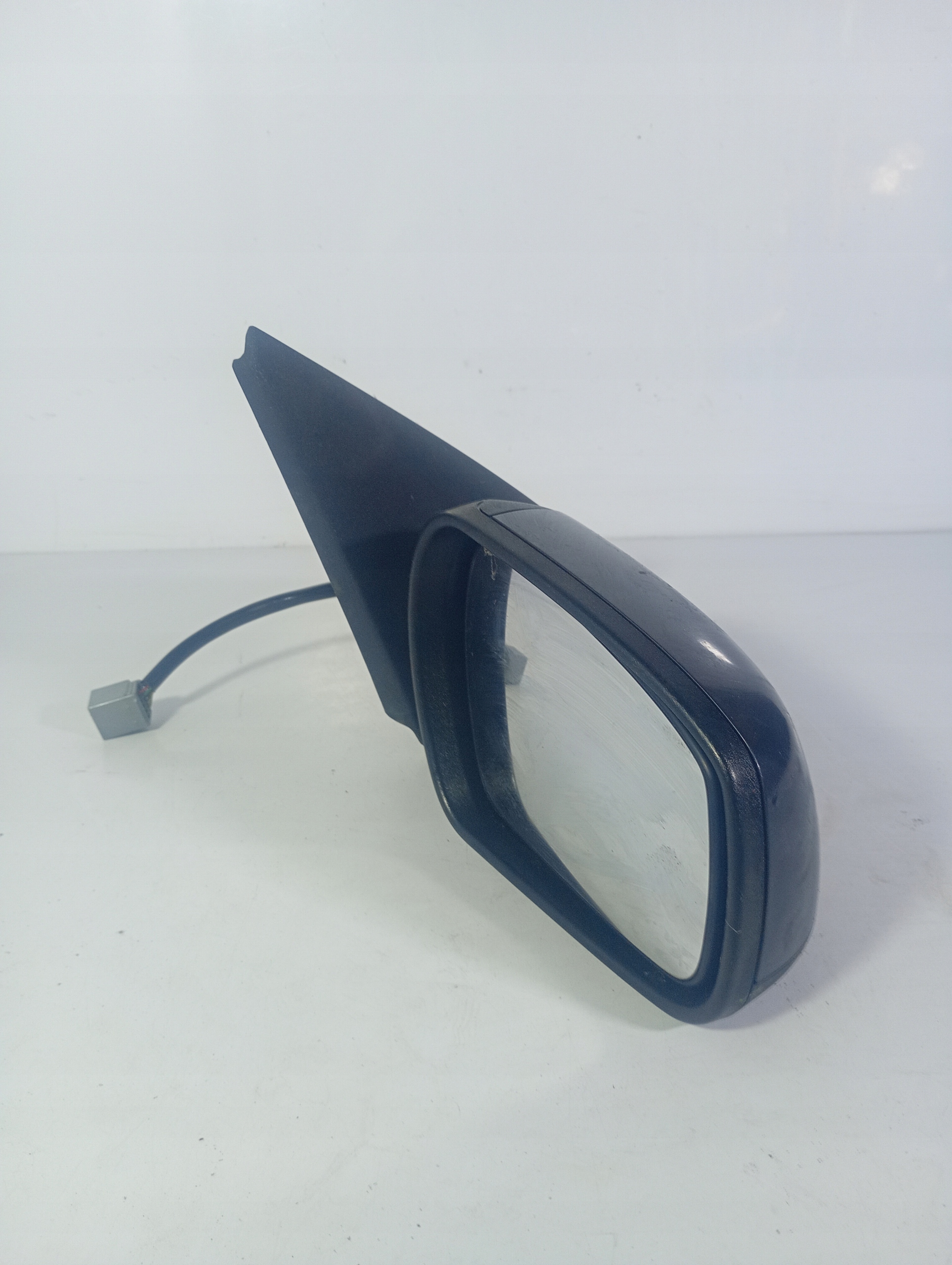 Ford Mondeo 3 MK3 00-07 mirror right electrics 7 PIN OE 014236