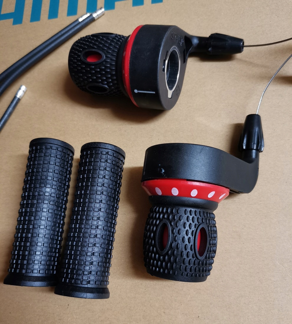 MANETKI grip-shift CHWYTY linki pancerze 3x6 3x7 Marka SunRace