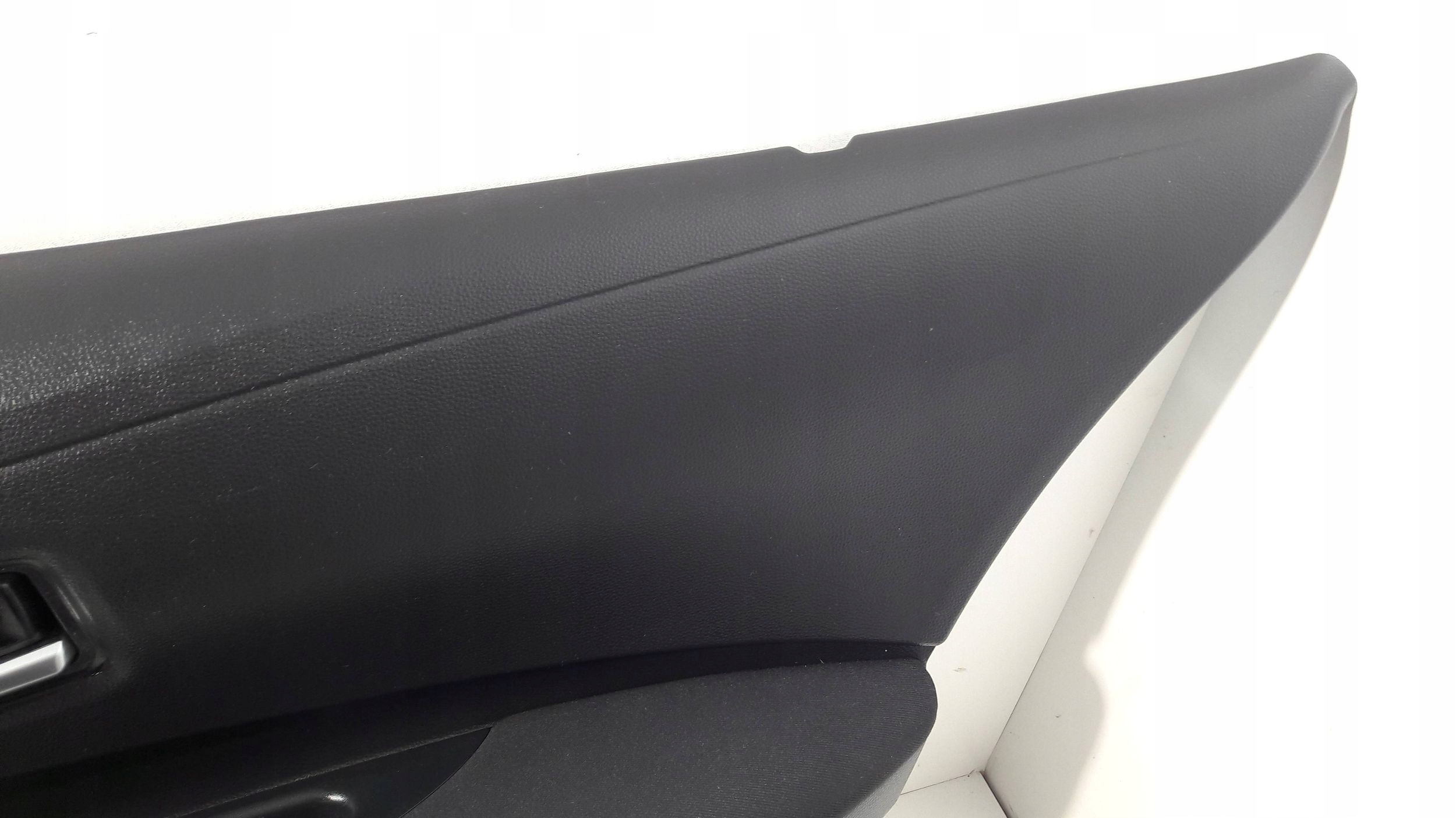 Toyota Corolla E210 E21 side door right rear 67613-X1G02 (ET37)