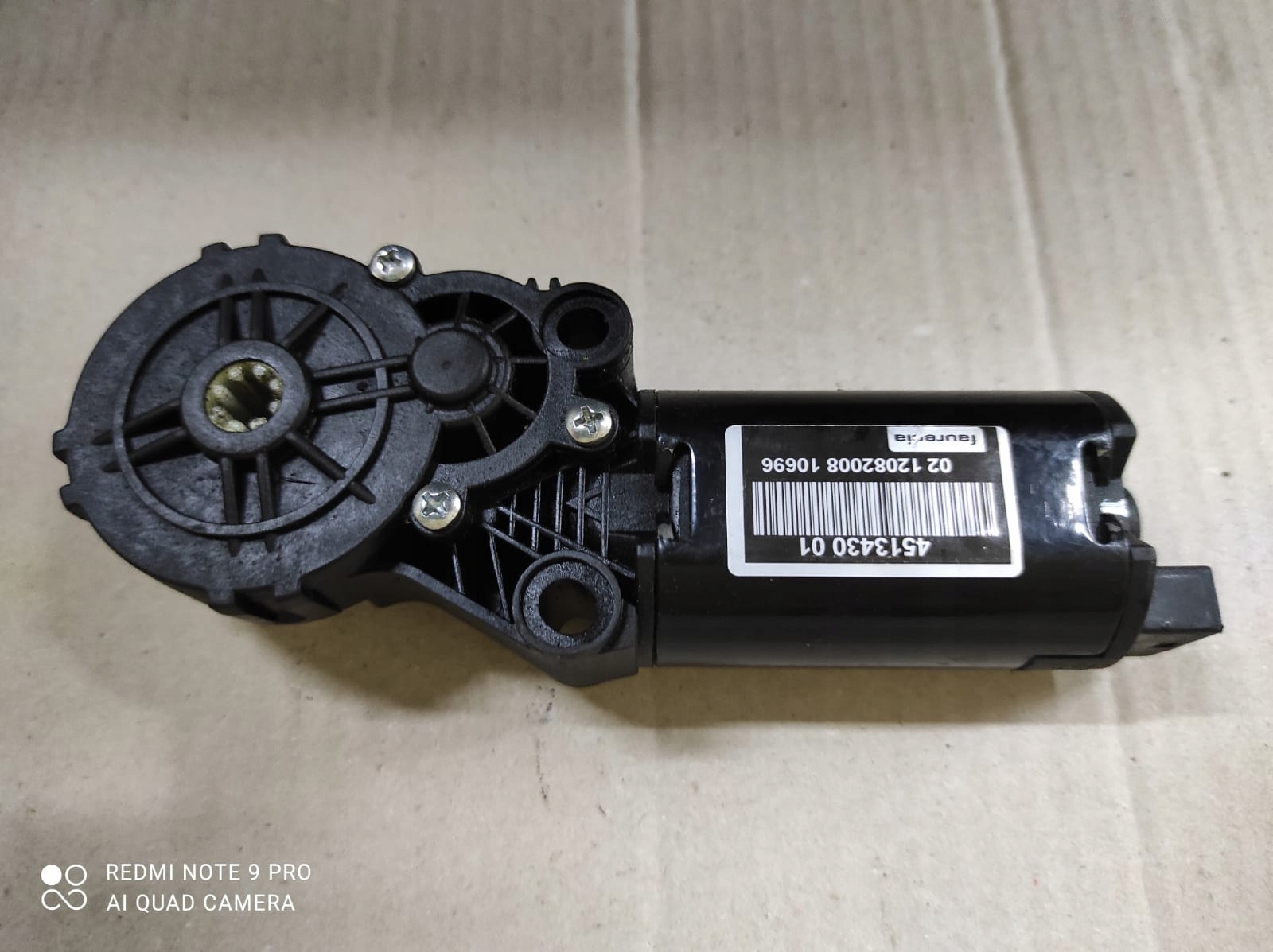 OPEL INSIGNIA A SILNICZEK FOTELA 451343001