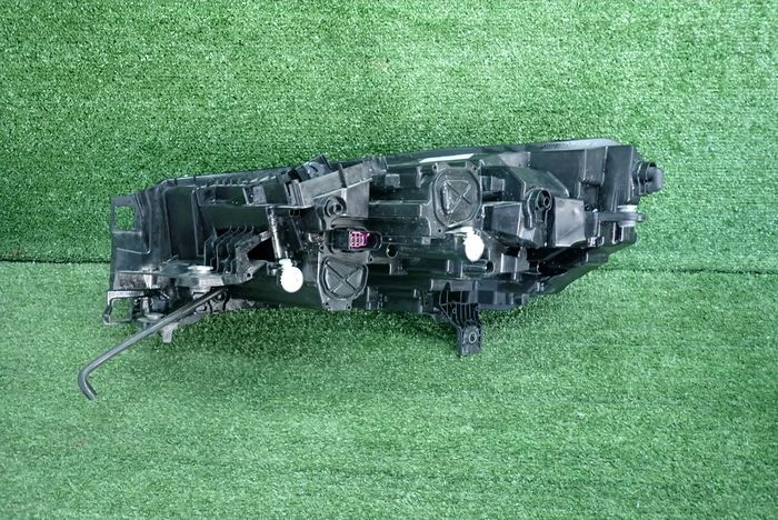 SKODA ENYAQ CRYSTAL LED 21- reflektor right light right
