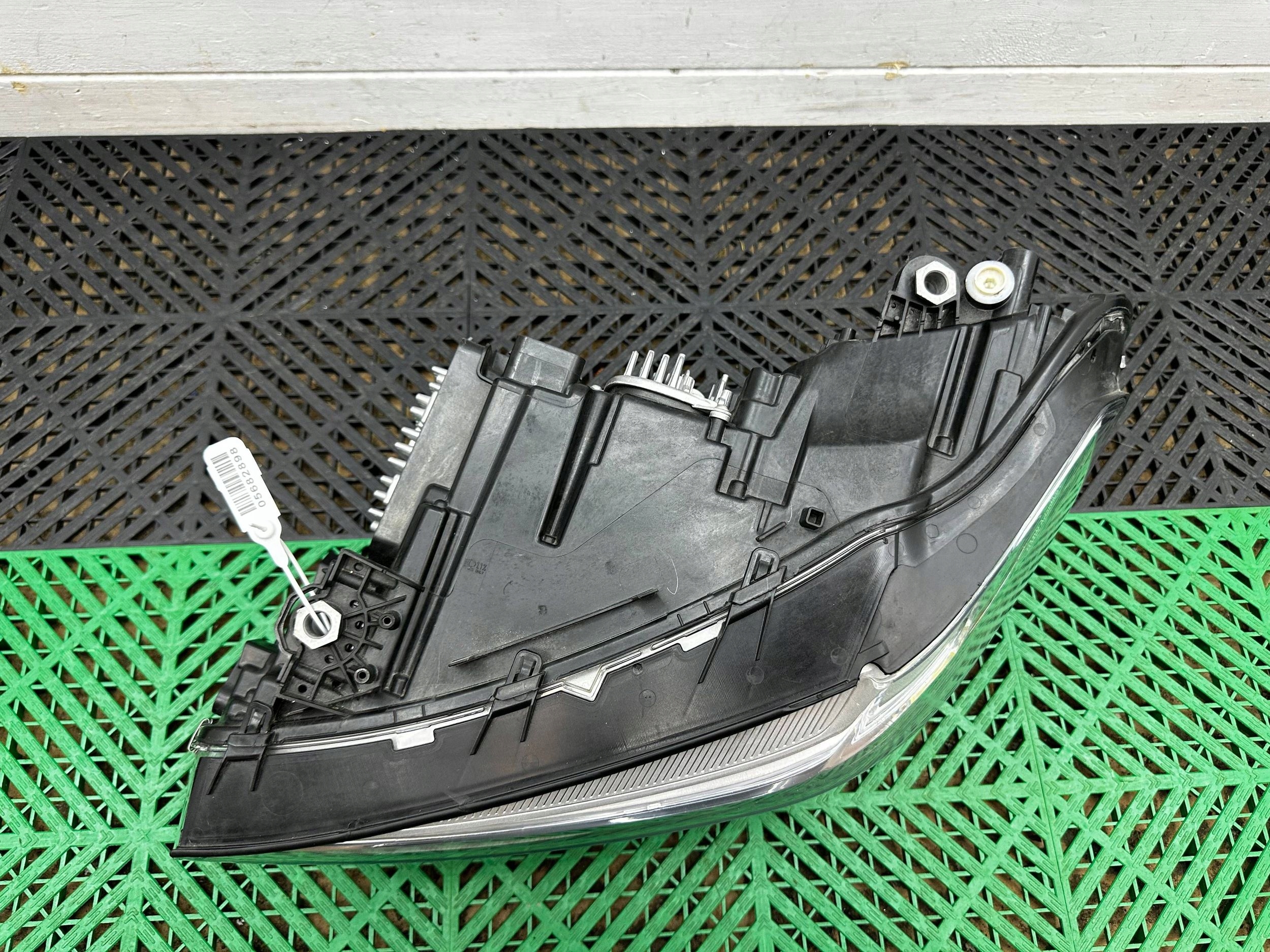 light front side left BMW X3 G01 ADAPTIV LED complete 8739653
