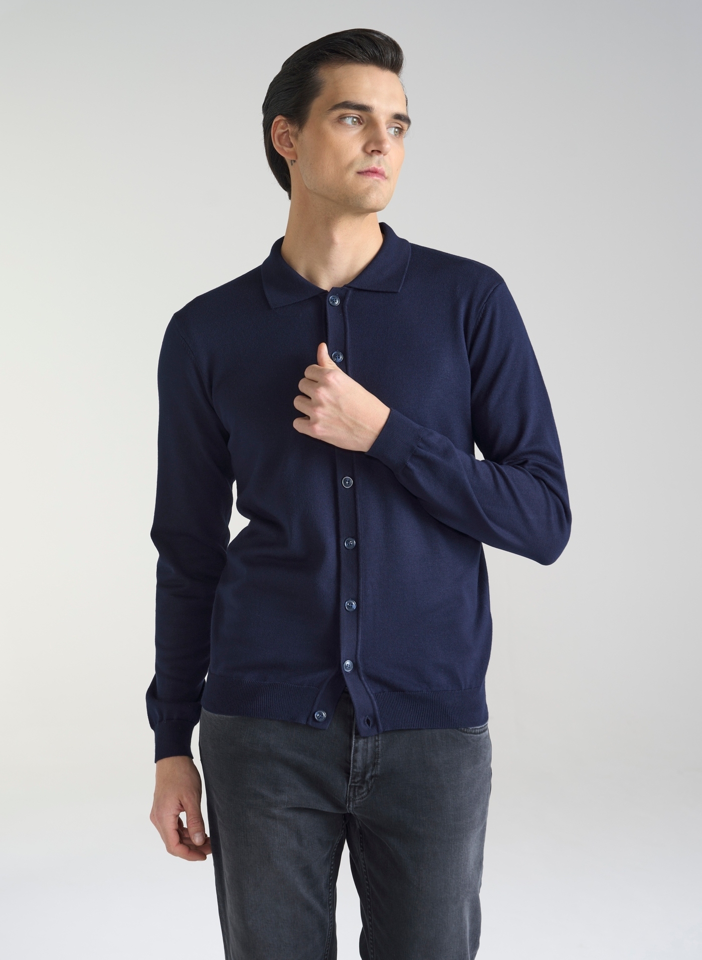 Tmavě modrý pánský svetr s viskózou Pako Lorente XXL