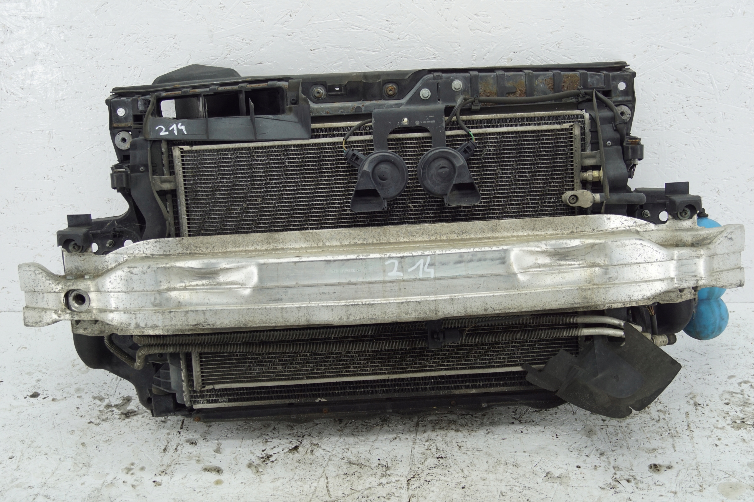 PAS PRZEDNI AUDI A6 C6 4.2 B