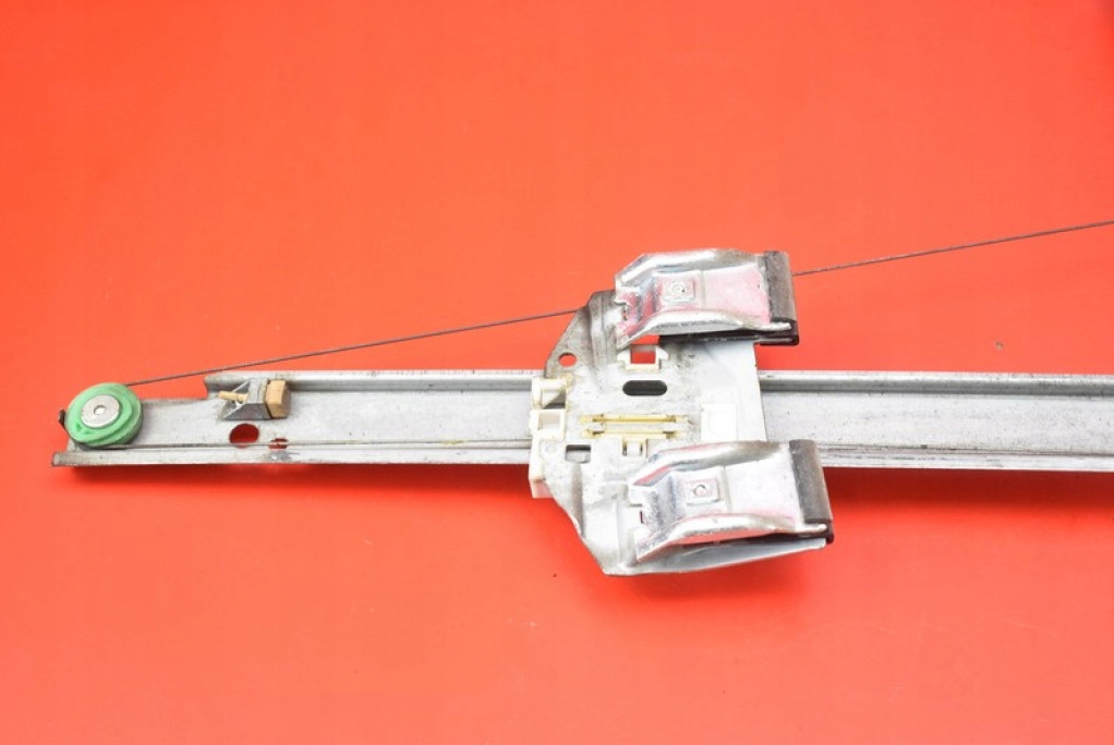 window regulator left front EU A9067200046 MERCEDES SPRINTER W906 LIFT 06-19