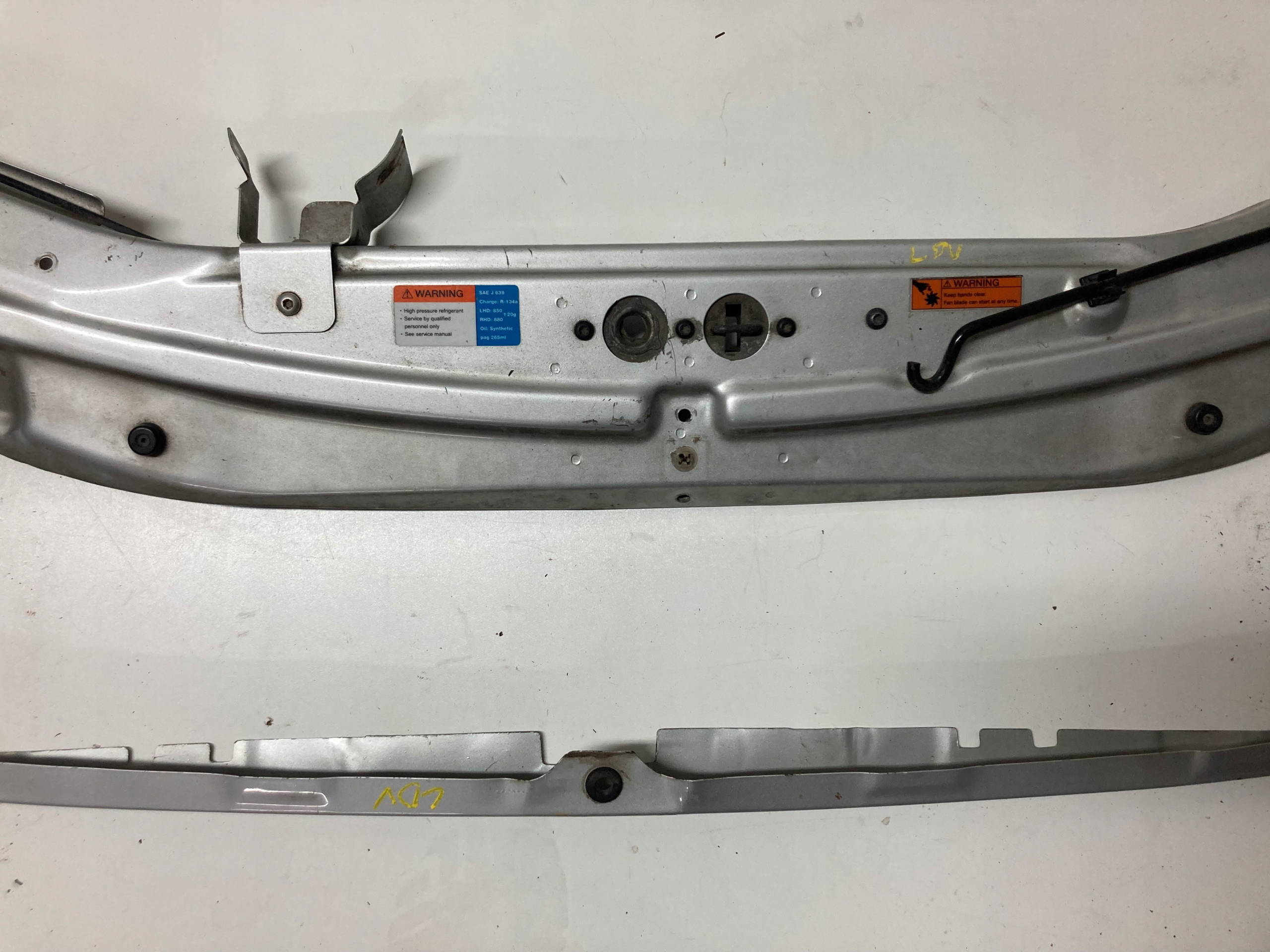 pillar upper sider tension belt LDV MAXUS 04-09r.